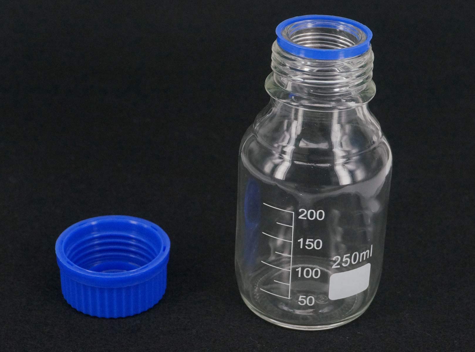 Labifie Borosilicate Glass Reagent Bottle With Screw Cap 250ml