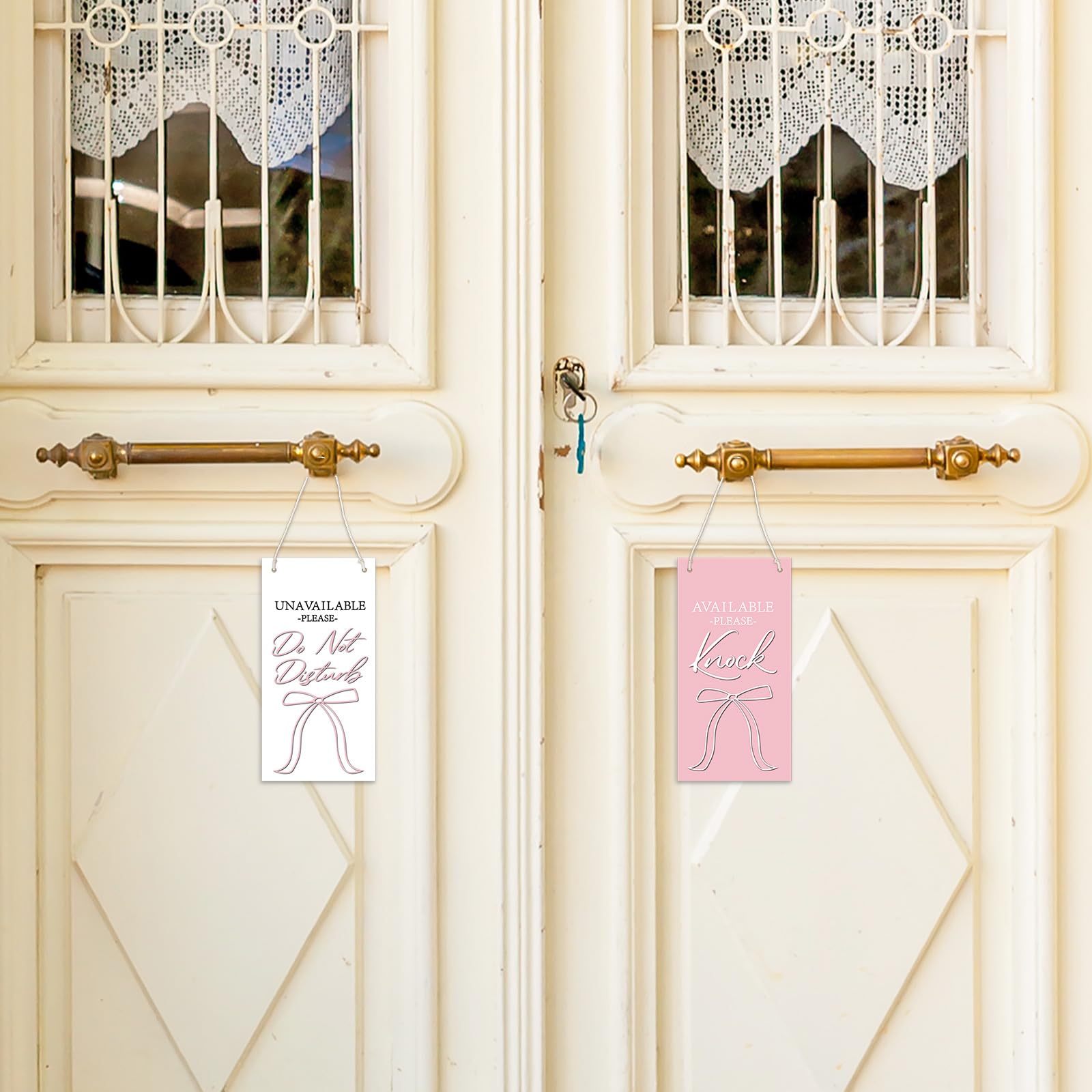 FYSUIMU 2 letreros de lazo rosa con texto en inglés "Do Not Disturb Available Please Knock" para colgar en la puerta delantera, 25,4 x 12,7 cm, para el hogar, dormitorio, oficina, hotel, clínica