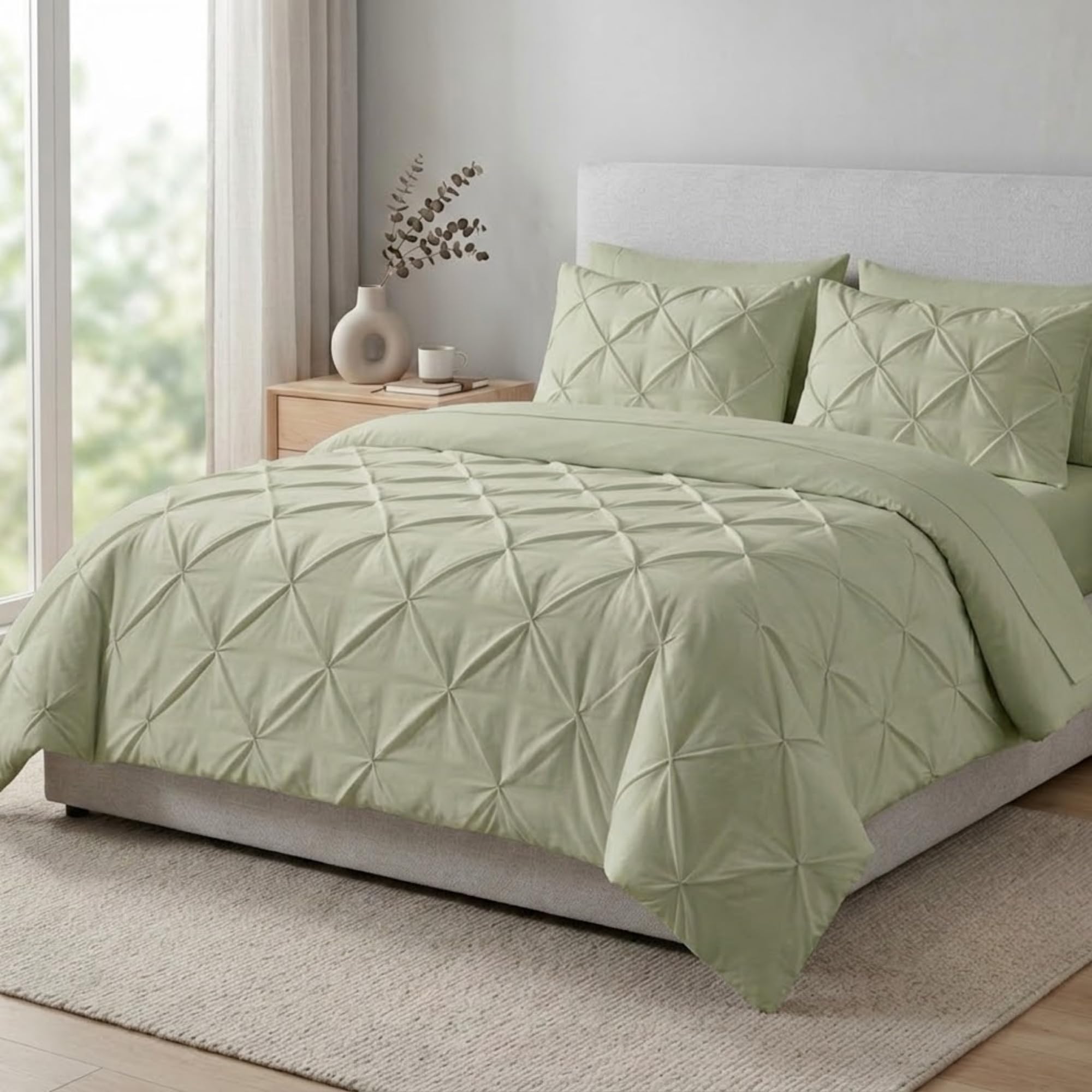 Z&A Homz Z&A Pintuck Sage Green Duvet Cover Set King - Pinch Pleat Design, Soft Polyester Microfiber Quilt Cover With Pillow Cases - Easy Care, Wrinkle Free & Breathable Bedding Set