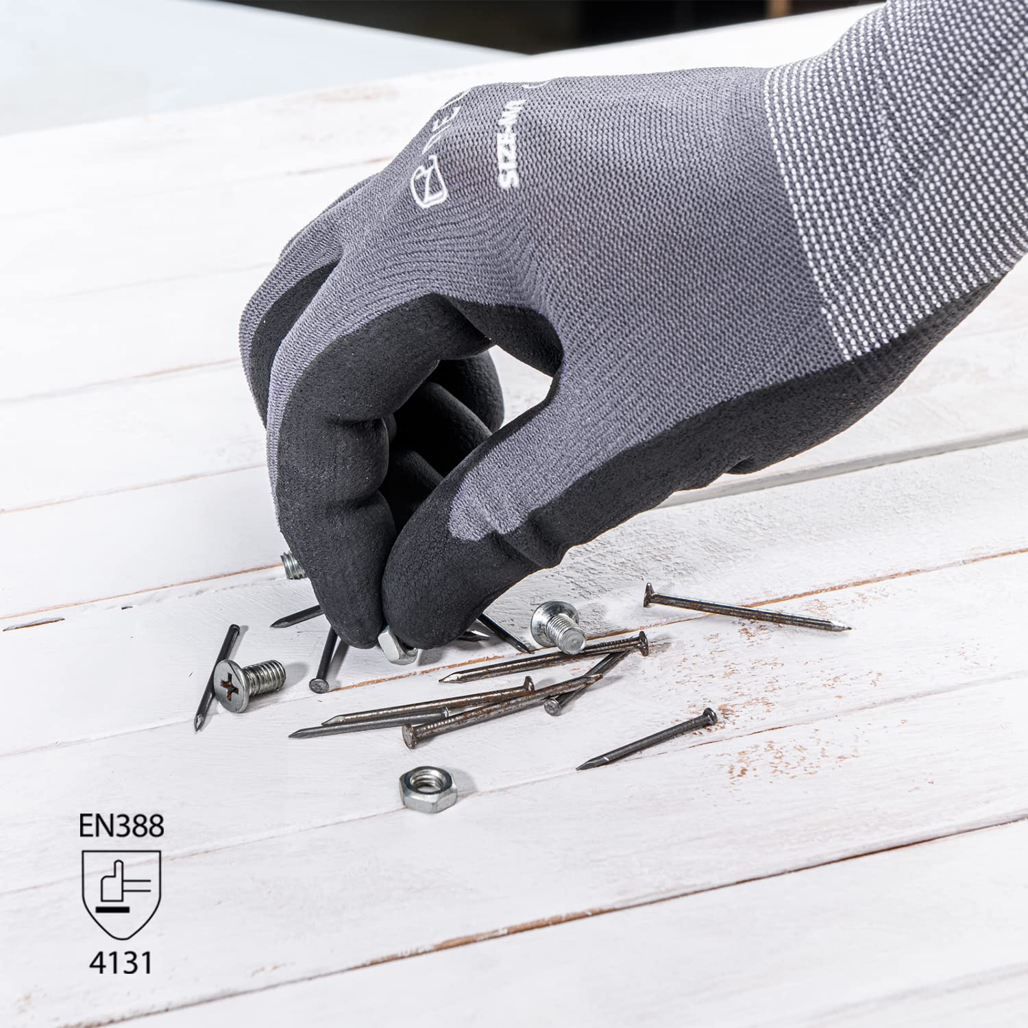NEOTRIL - Guantes de trabajo de seguridad de microespuma con revestimiento de nitrilo sin costuras, guantes de trabajo ligeros de nylon de punto con mango para hombre y mujer (gris, 36 pares)