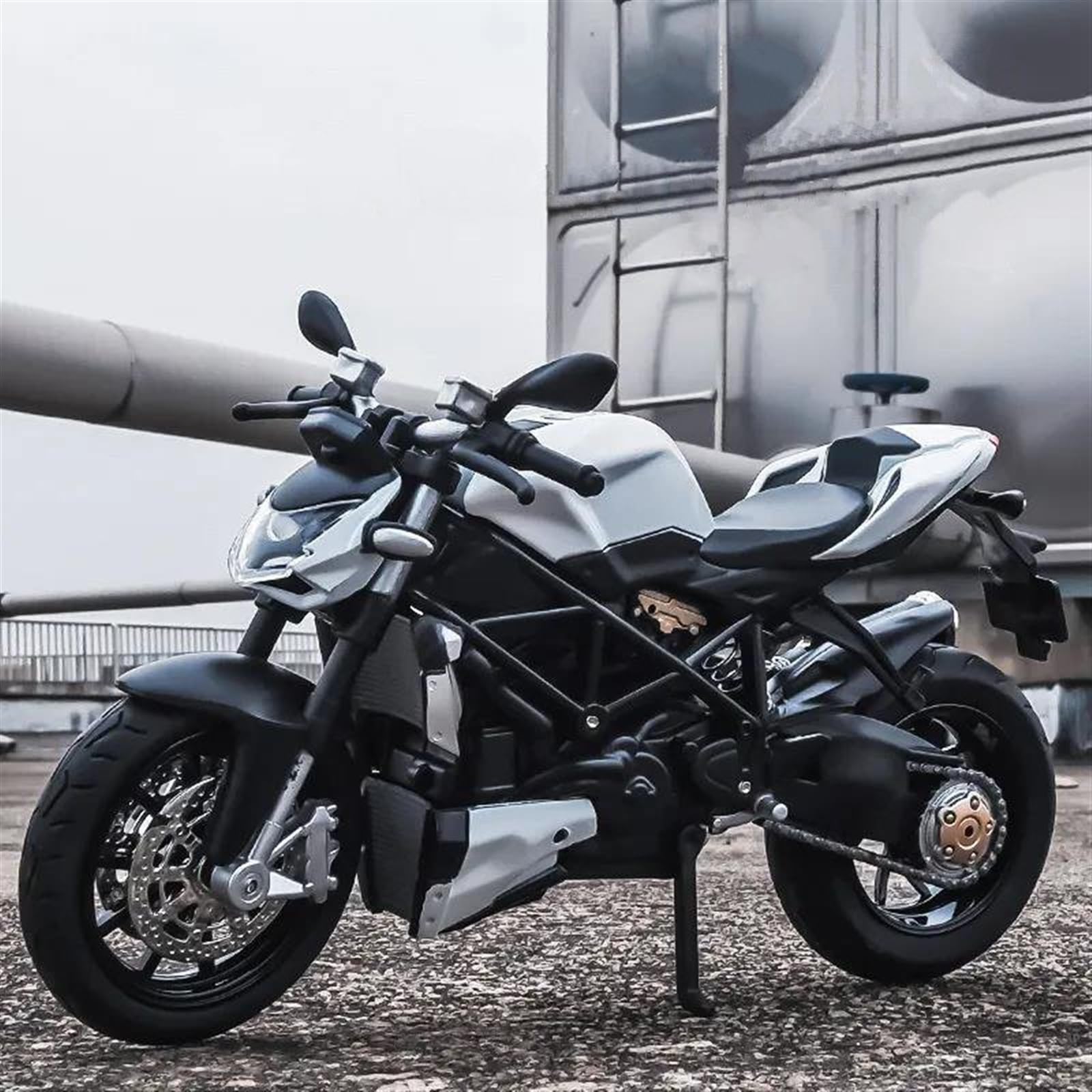 SEYXF Motorbike Toy 1:12 for Ducati Streetfighter V4 Motorcycle Model Toy Collection(A with Foam Box)