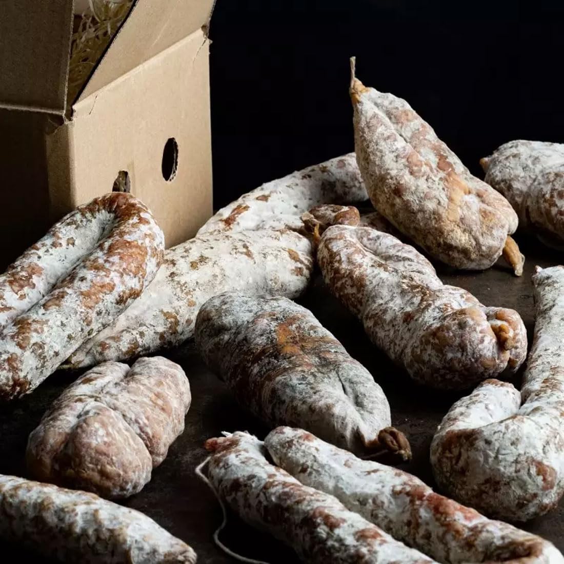 Panier de 2 kilos de saucissons déclassés