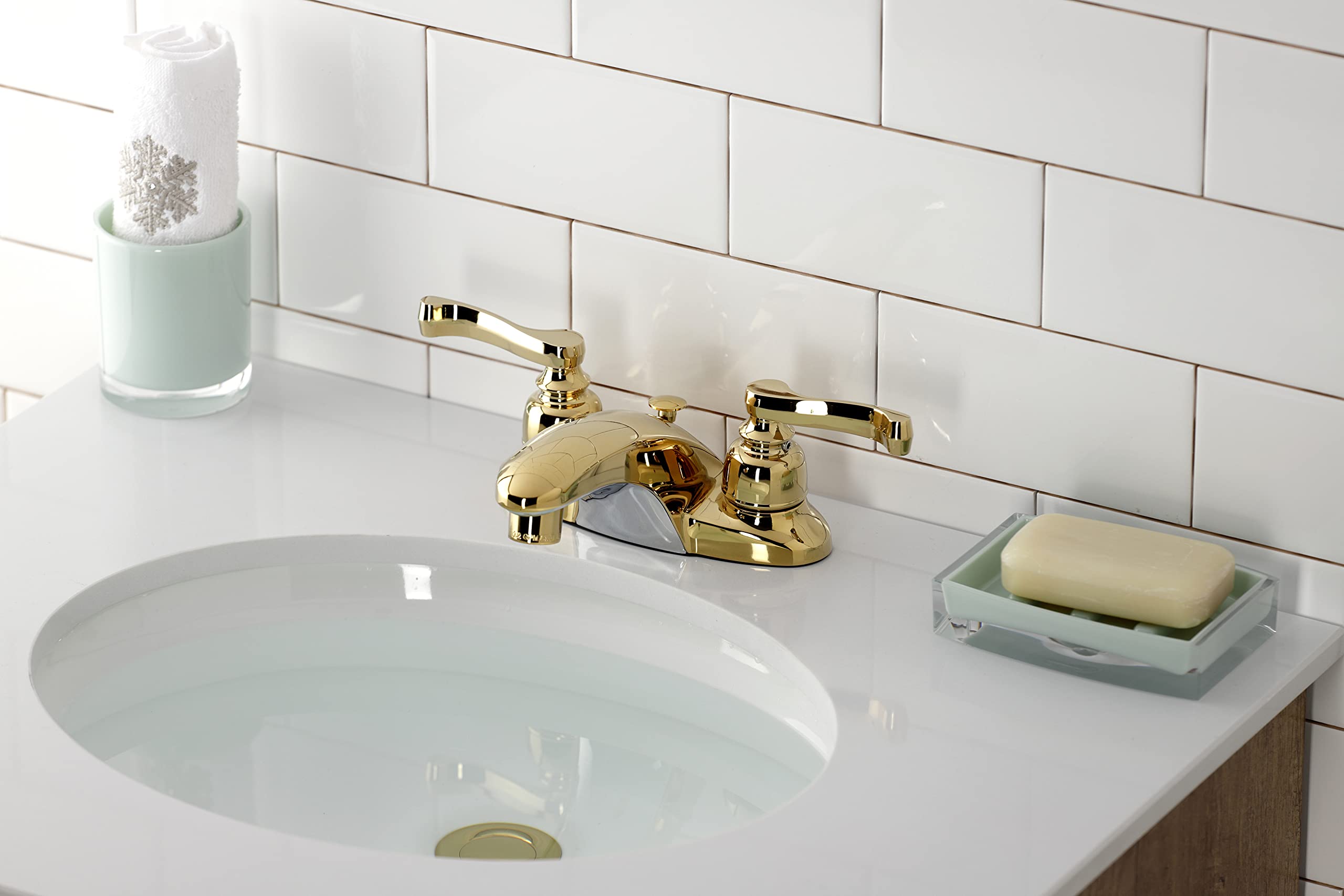 Kingston Brass GKB8622FL Llave de baño Central de 4 Pulgadas con Ventana emergente, latón Pulido