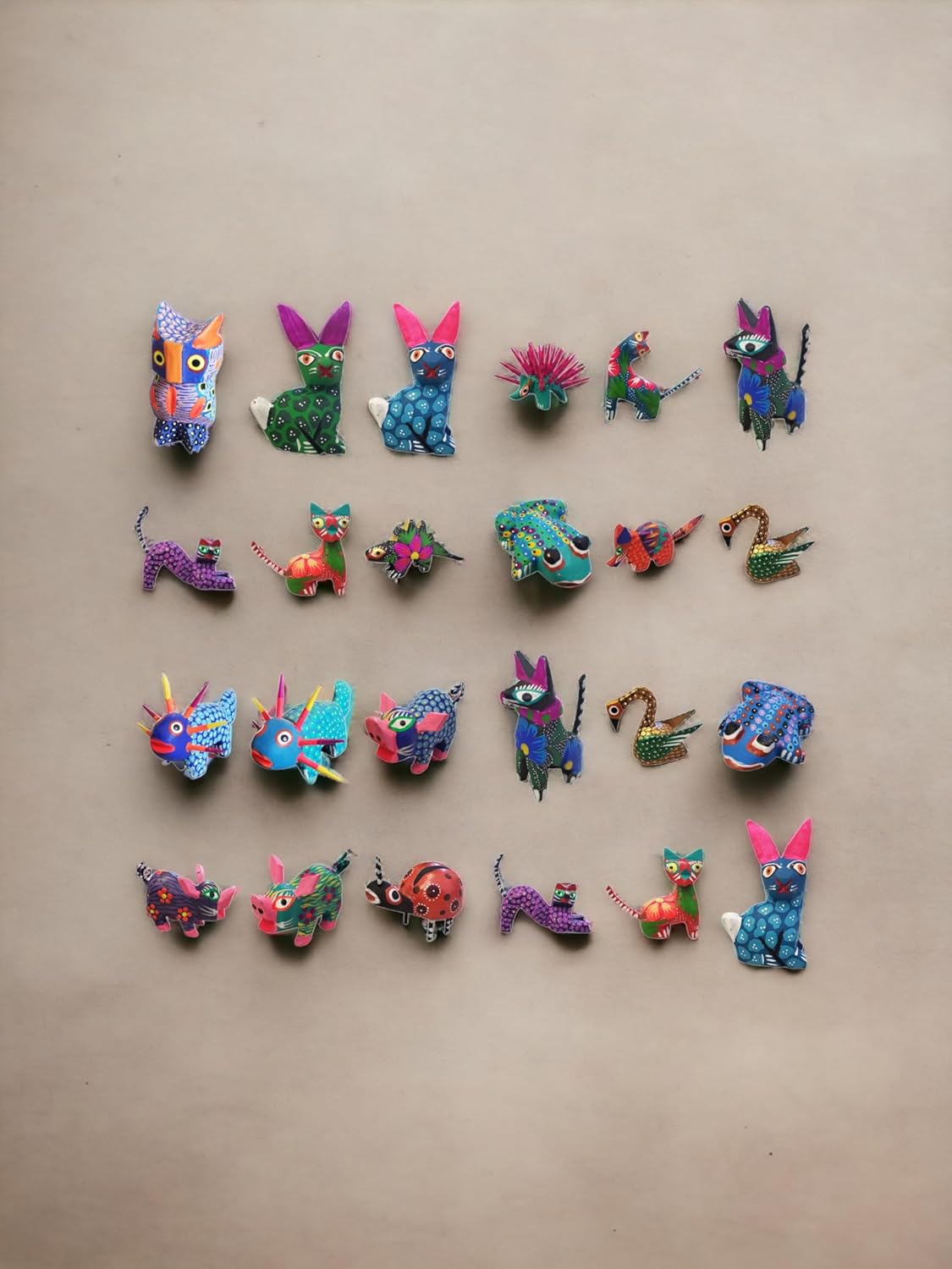 Alebrijes Mexican Folk Wood Carving Sculptures oaxacan alebrije Set Mexican widdling carvings Animal Figurines from Oaxaca Art Decor (Set of 5)