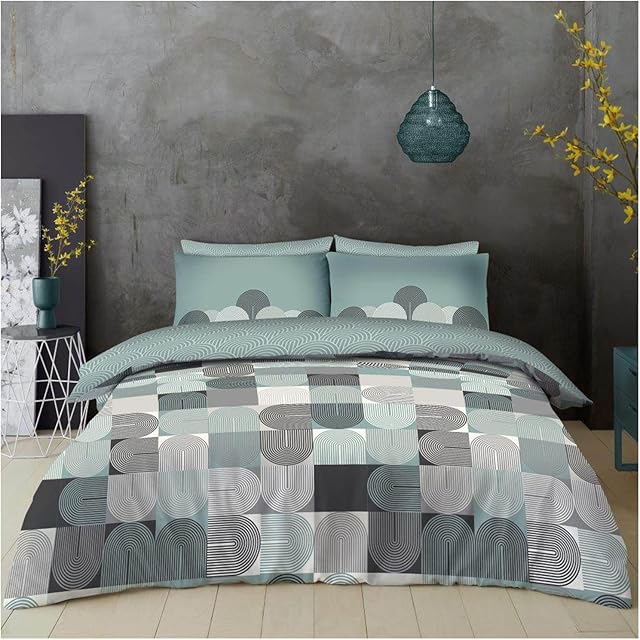 Super Dreamer Double Duvet Cover Set, Geometric Quilt Cover, Reversible Complete Bedding Set, Printed Fitted Sheet and Pillow Cases, Green/Charcoal