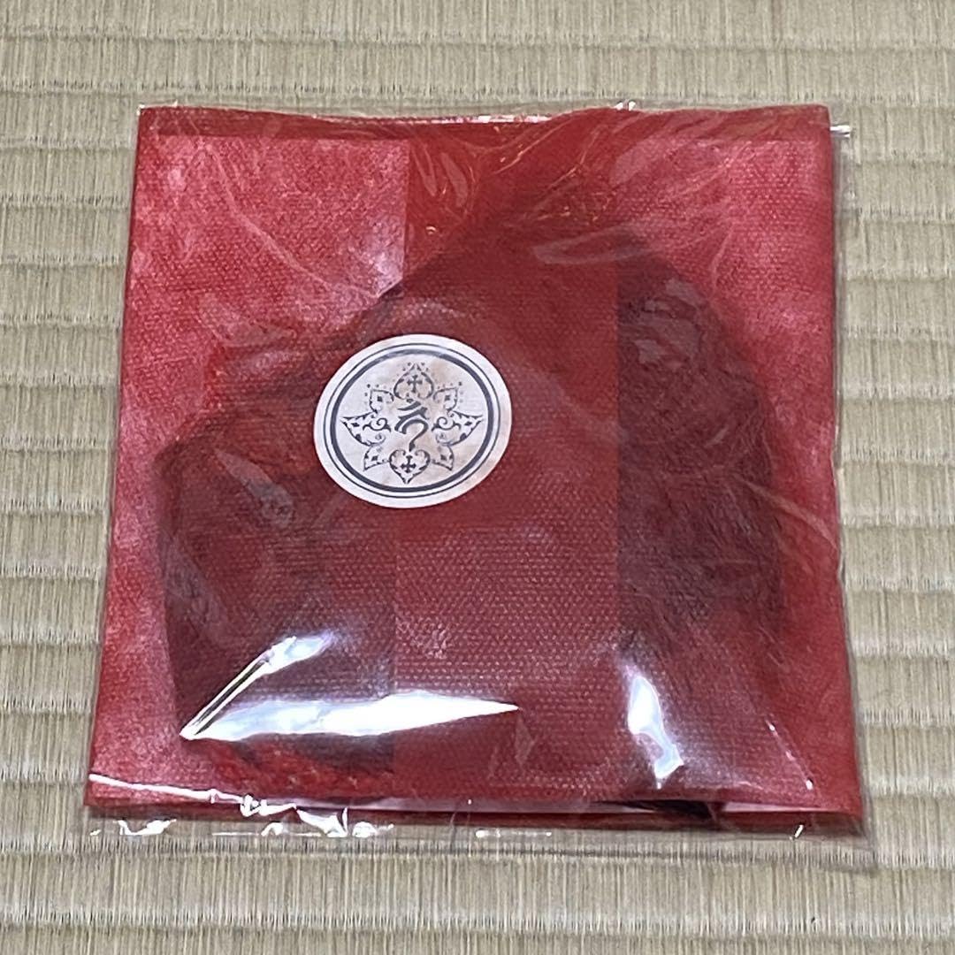Amazon.co.jp: HYDE 和柄鼻緒のサンダルと組紐のマスク(紅) : おもちゃ