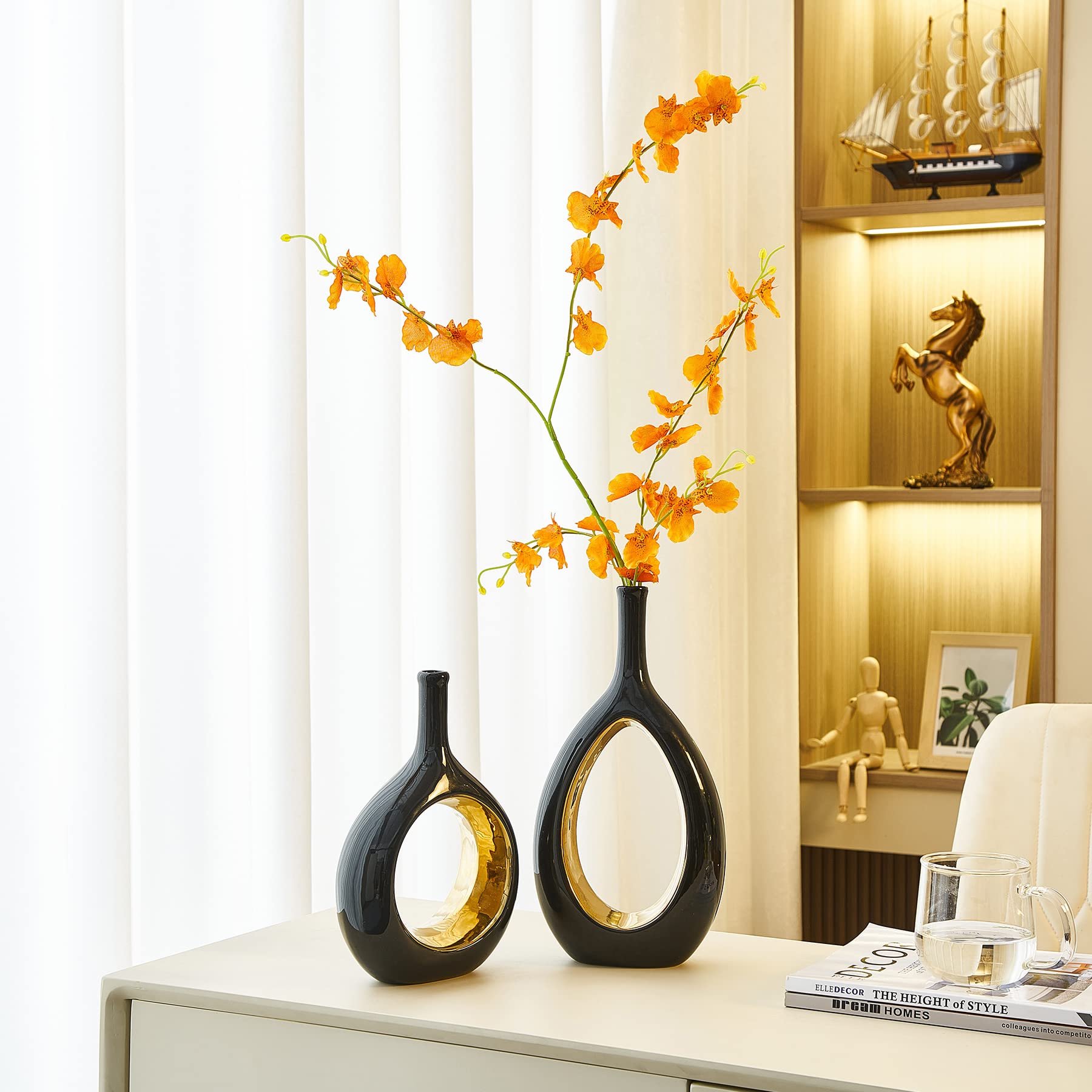 Octdays Schwarz und Gold Vase für Dekor, Moderne Keramikvase für Blumen, Minimalistische Vase, Hohle Ovale Vase für Heimdekoration, Wohnzimmer, Büro, Bücherregal Dekoration, 2er Set (Schwarz Gold)