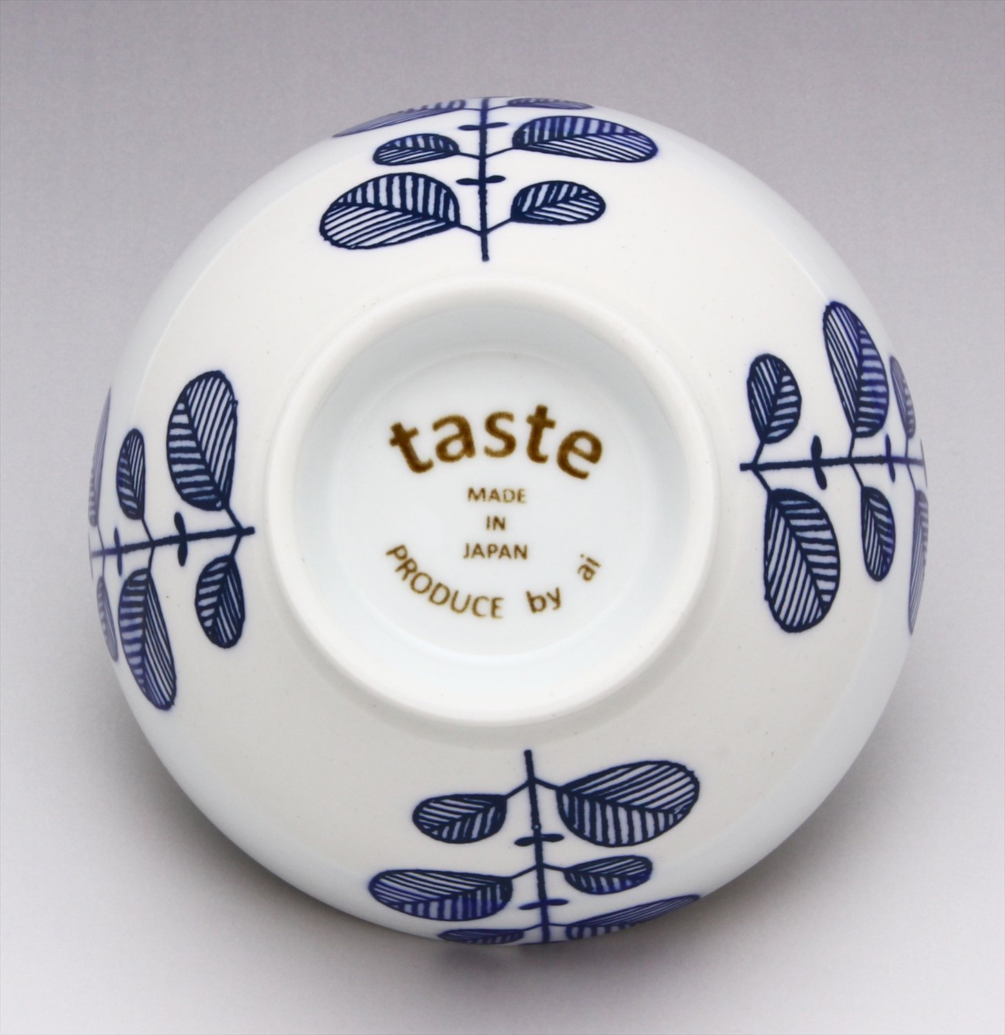 Amazon｜aiwa 波佐見焼 くらわんか碗 ミント ブルー 500977｜飯碗