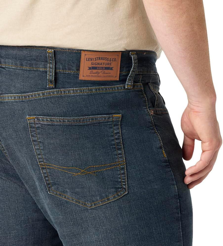 Levi Strauss Signature Gold Men's Straight Fit Jeans - Image 6