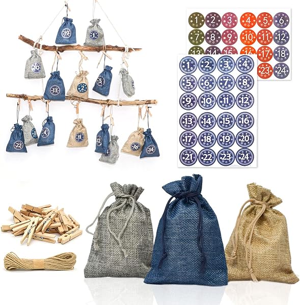 DuneDesign Calendario de Adviento para rellenar - DIY 24 bolsitas de tela con guirnalda y juego de pegatinas - Calendario de Navidad para rellenar tú mismo Bolsitas de Adviento para rellenar Niños - 1