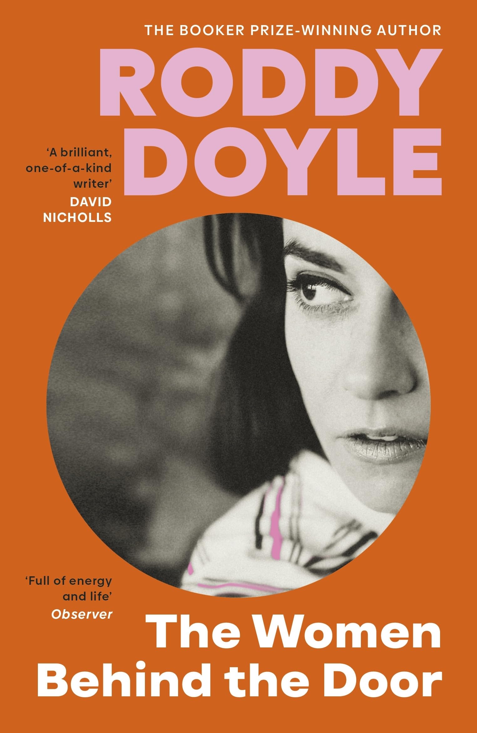 The Women Behind the Door: The moving mother-daughter novel from the Booker Prize winner