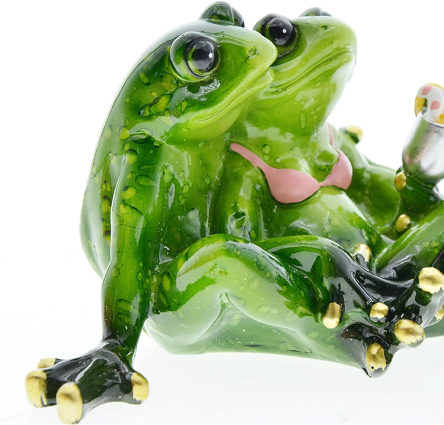 Queemie® Creative Beach Couple Frog Statues, Mascot Animals Ornaments Sunbathing Lovers Collectible Figurines Sculptures for Outdoor Lawn Yard Garden Home Office Desk Decoration