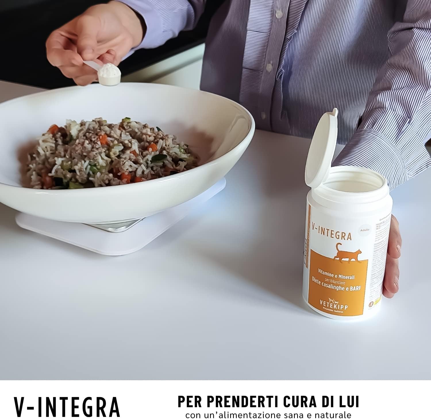 V-INTEGRA Gatto Adulto - Integratore Completo Ricco di Vitamine e Minerali, per la Dieta Casalinga di gatti adulti di tutte le età - 200g - Made in Italy