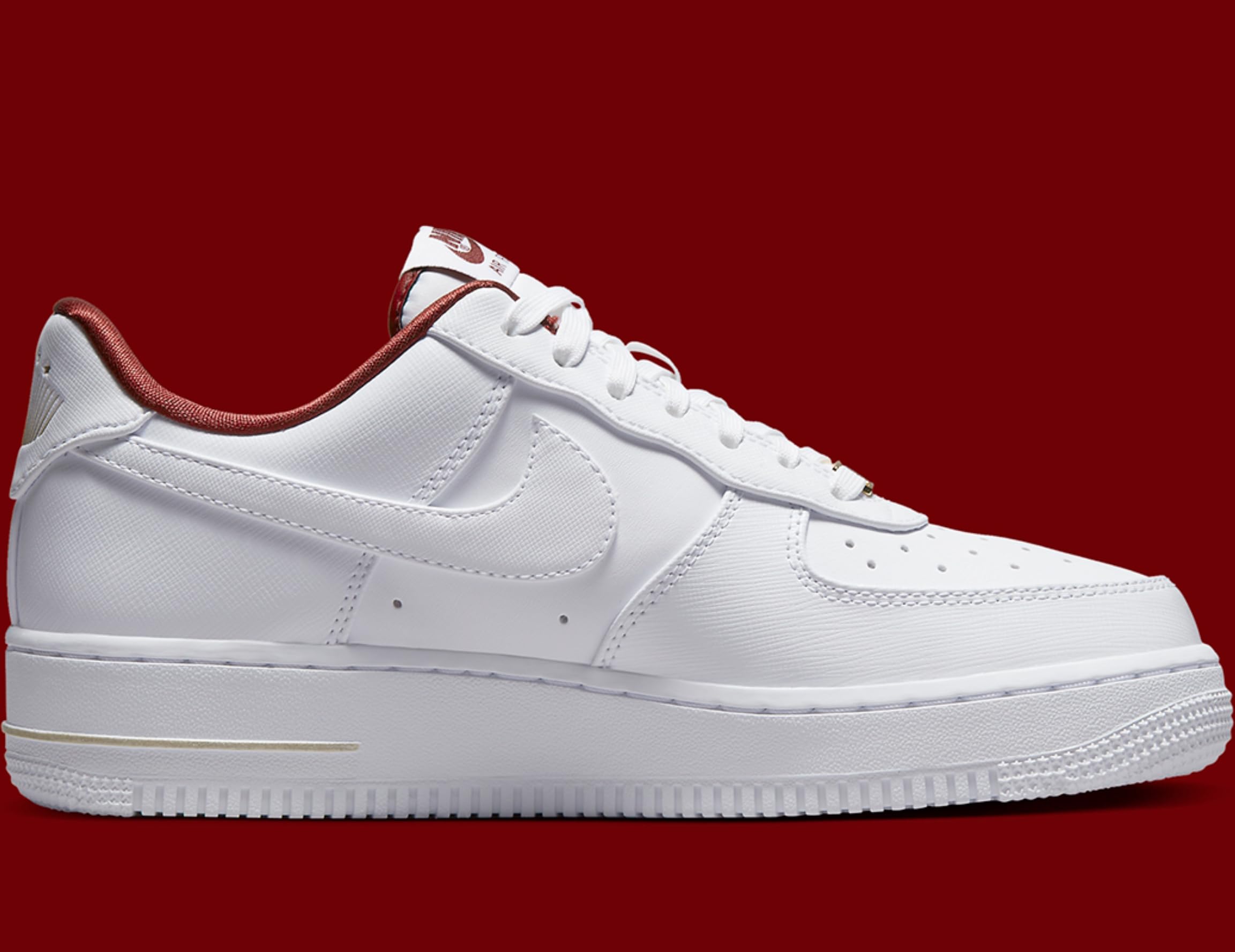 Nike Womens WMNS Air Force 1 Shoes, White/White-Team Red, 8.5 M US
