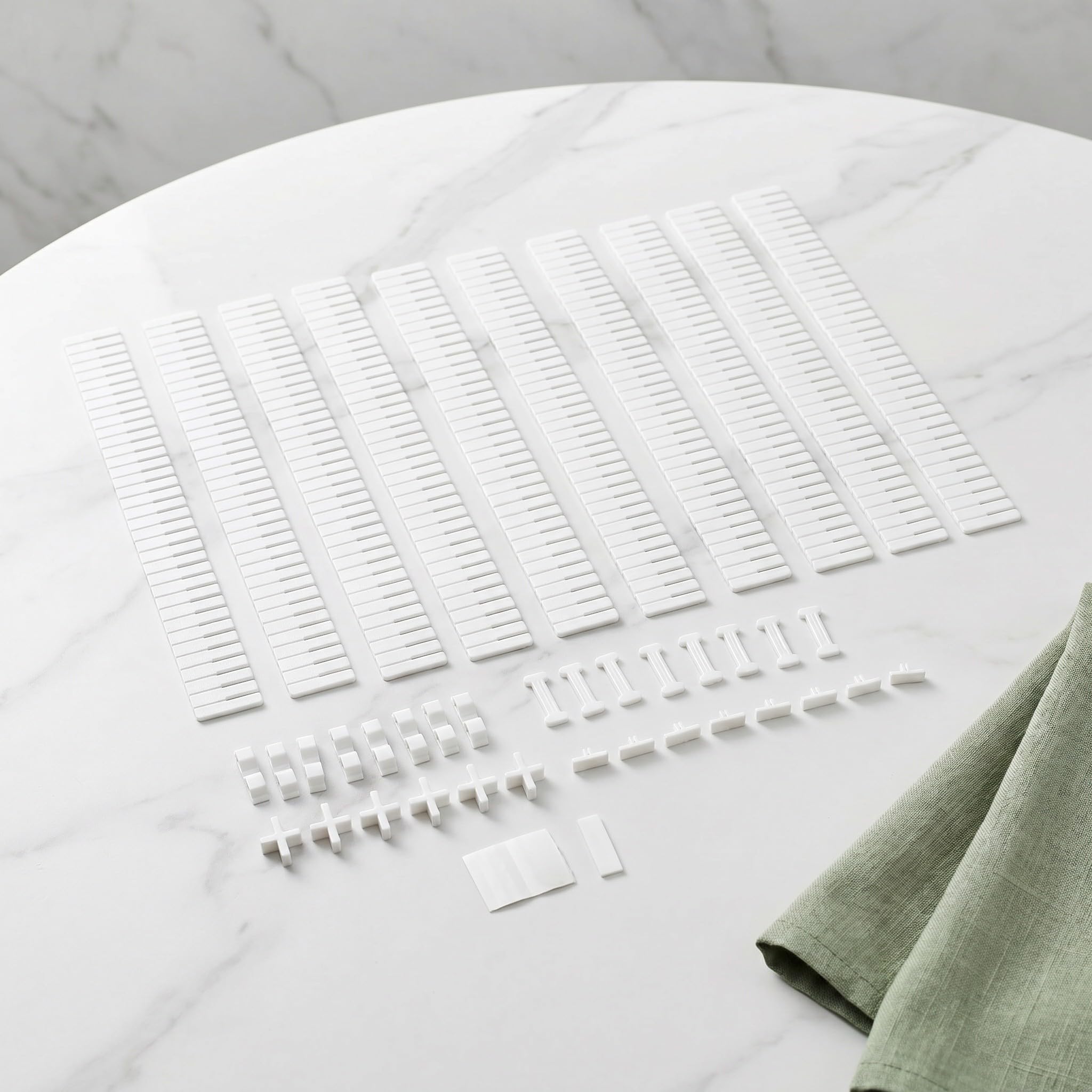Lurrose 40 divisori per cassetti: 1,97" (5 cm) divisori regolabili per riporre e tenere in ordine biancheria intima, calze, vestiti, abiti, scrivania e scatole in cucina, camera da letto e