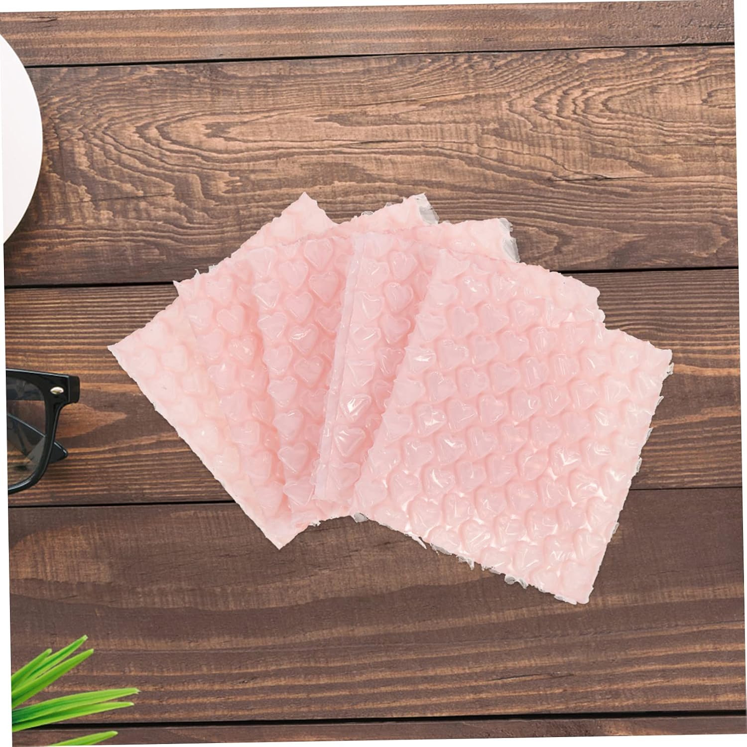 60pcs Extra Thick Bubble Pouches for Mailing and Shipping Heart Shaped Cushioning Bags for Moving Protective Packaging Wrap with Smooth Inner Surface for Ornaments and Collectibles