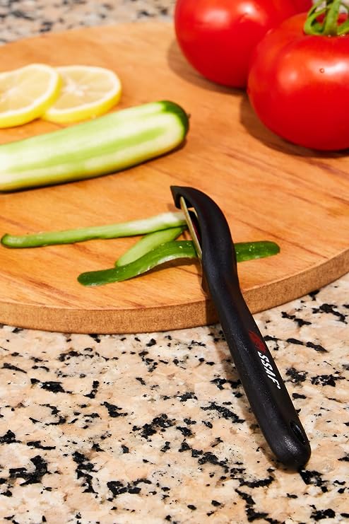 Market Door Fruit Vegetable Peeler Black Peel