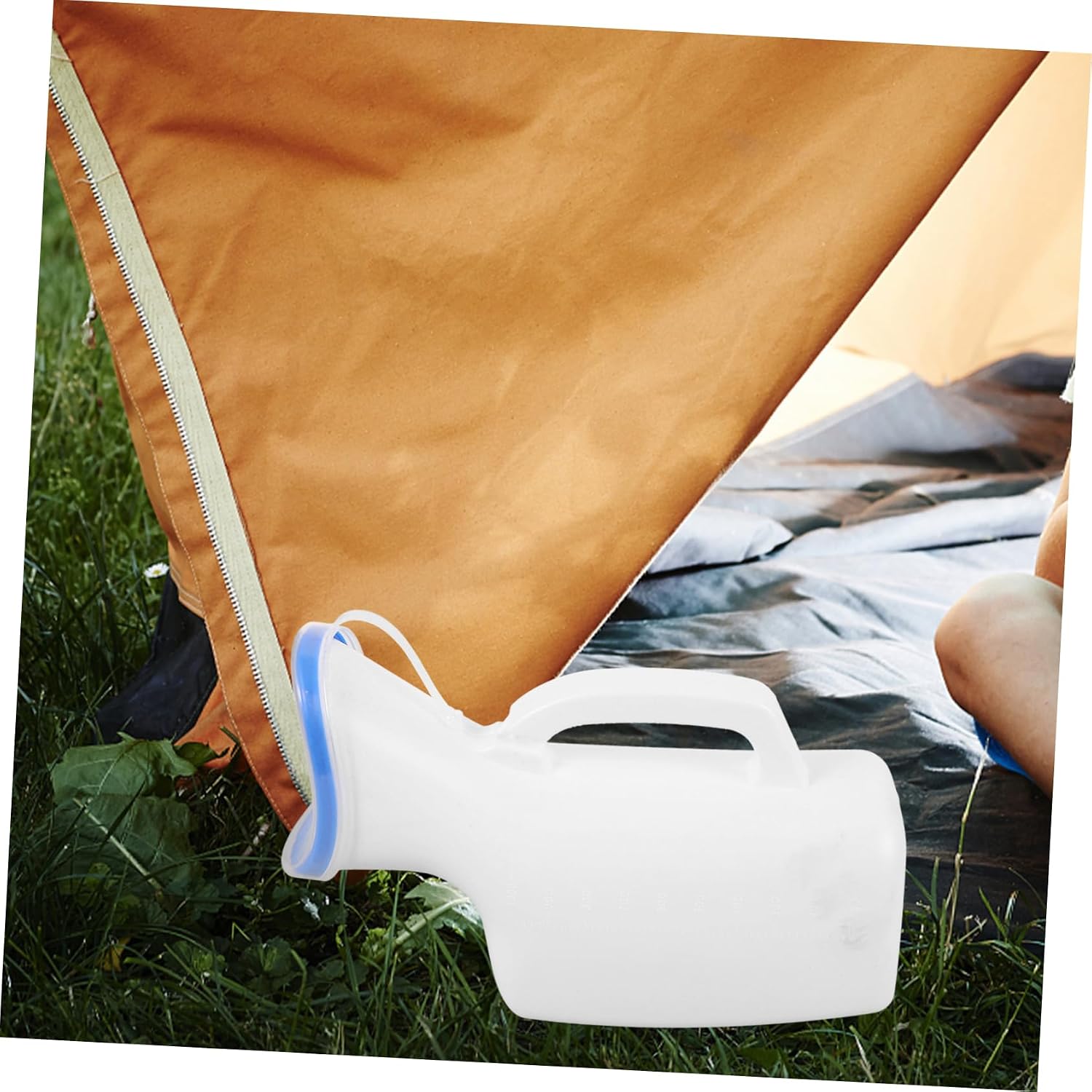 Elderly Urinal Thickened Pee Pot Outdoor Female Urinal Daily Use Reusable Plastic for Women