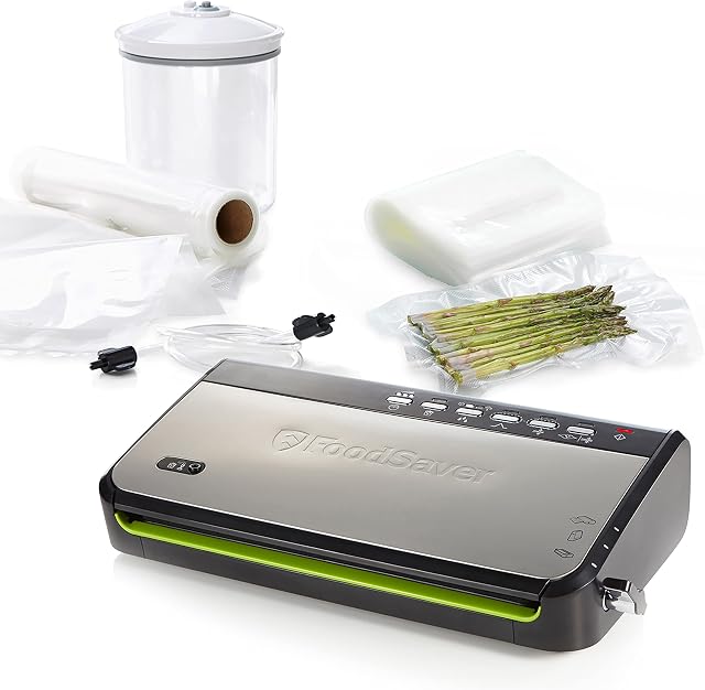 Foodsaver Food Vacuum Sealer Machine with Integrated Roll Storage | Bag Cutter and Delicate Food Mode | Includes Assorted Vacuum Sealer Bags | FFS005
