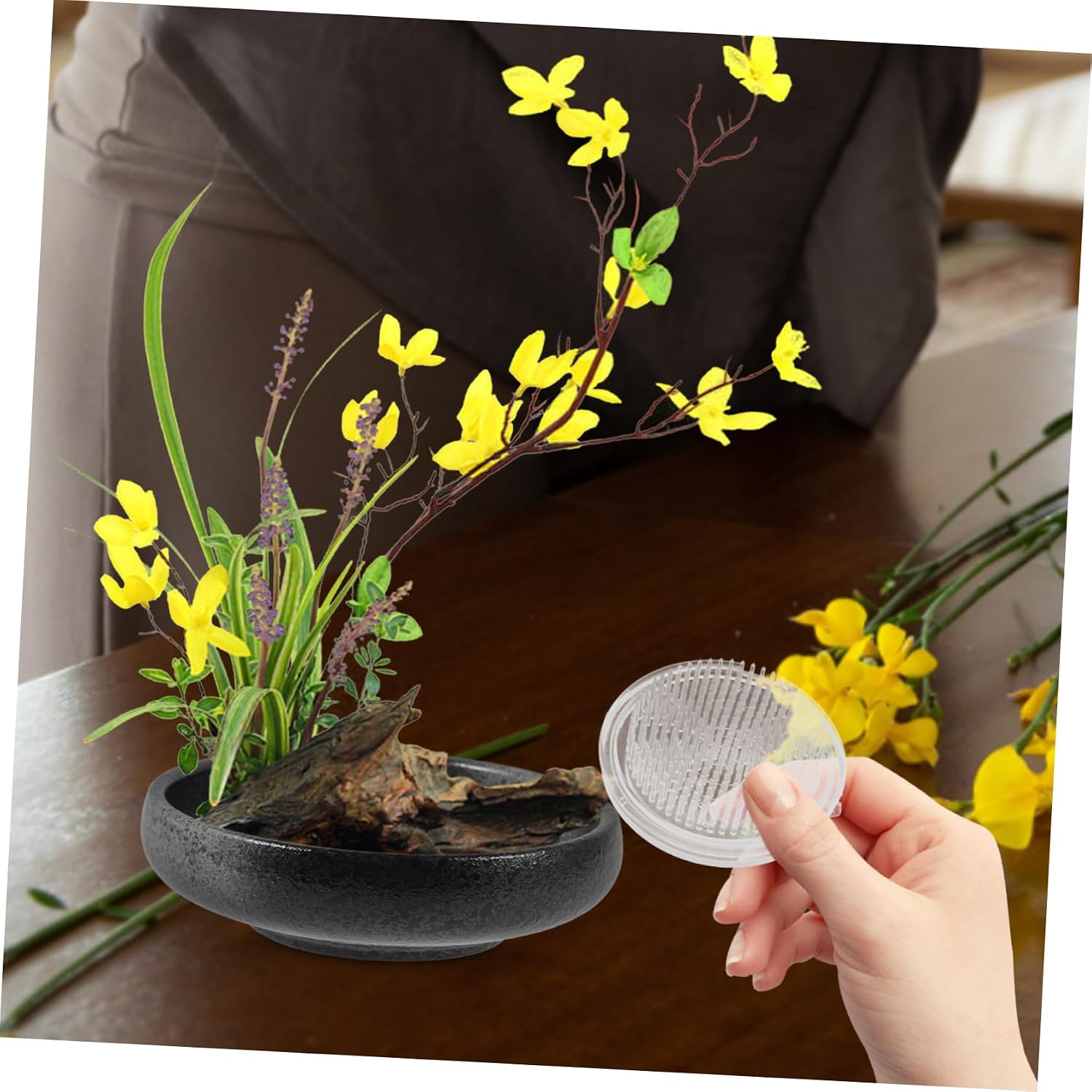 CORHAD Plastic Flower Frog Holder for Floral Arrangement Practical Kenzan Tool for Flower Fixation for Weddings and Home Decorations