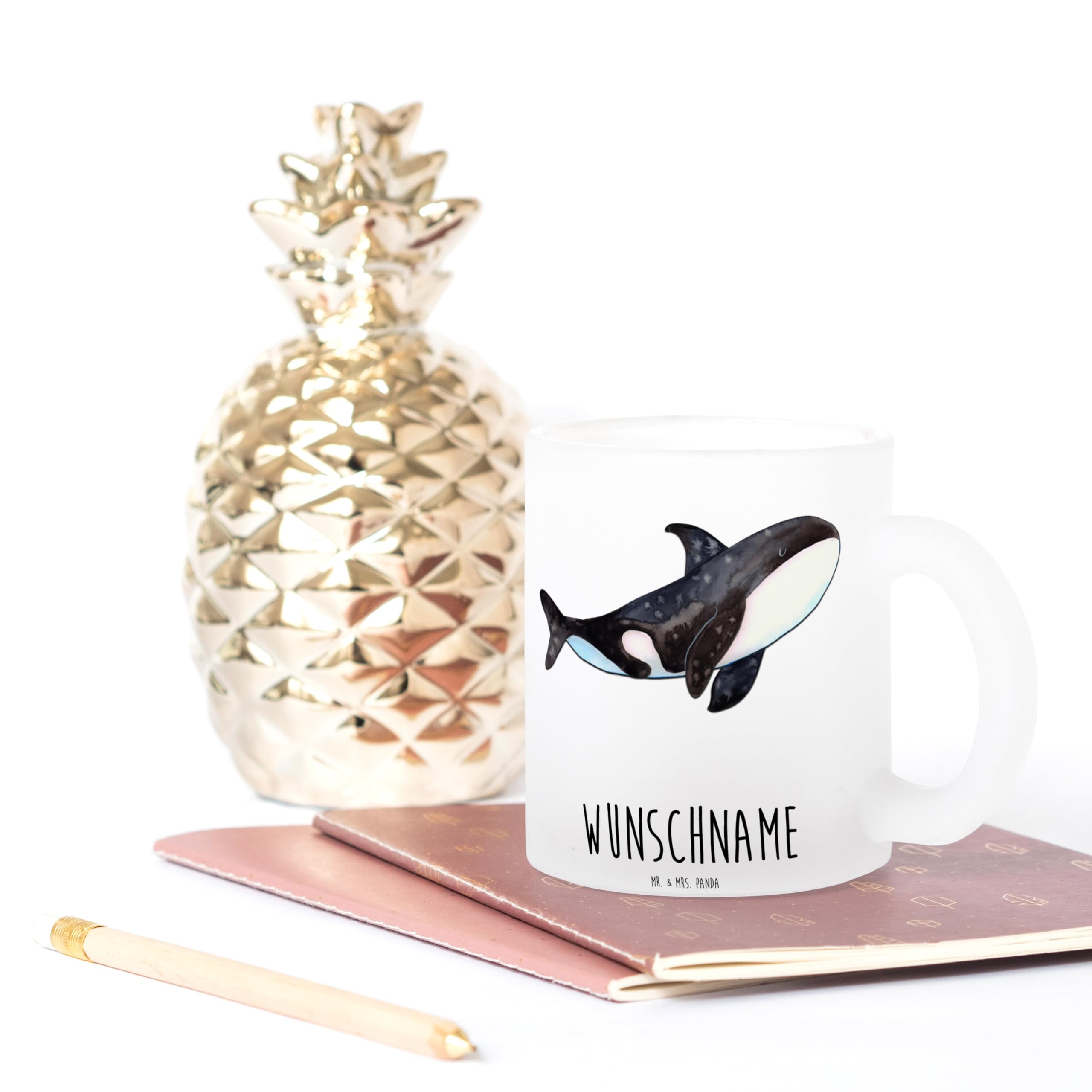 Mr. & Mrs. Panda Personalisierte Tasse Orca - Geschenke, Arbeit, Neustart, personalisieren, Meer, mit Namen, Orcas, Kaffeebecher personalisiert, selbst gestalten, Killerwal, Wal, Glühweinglas