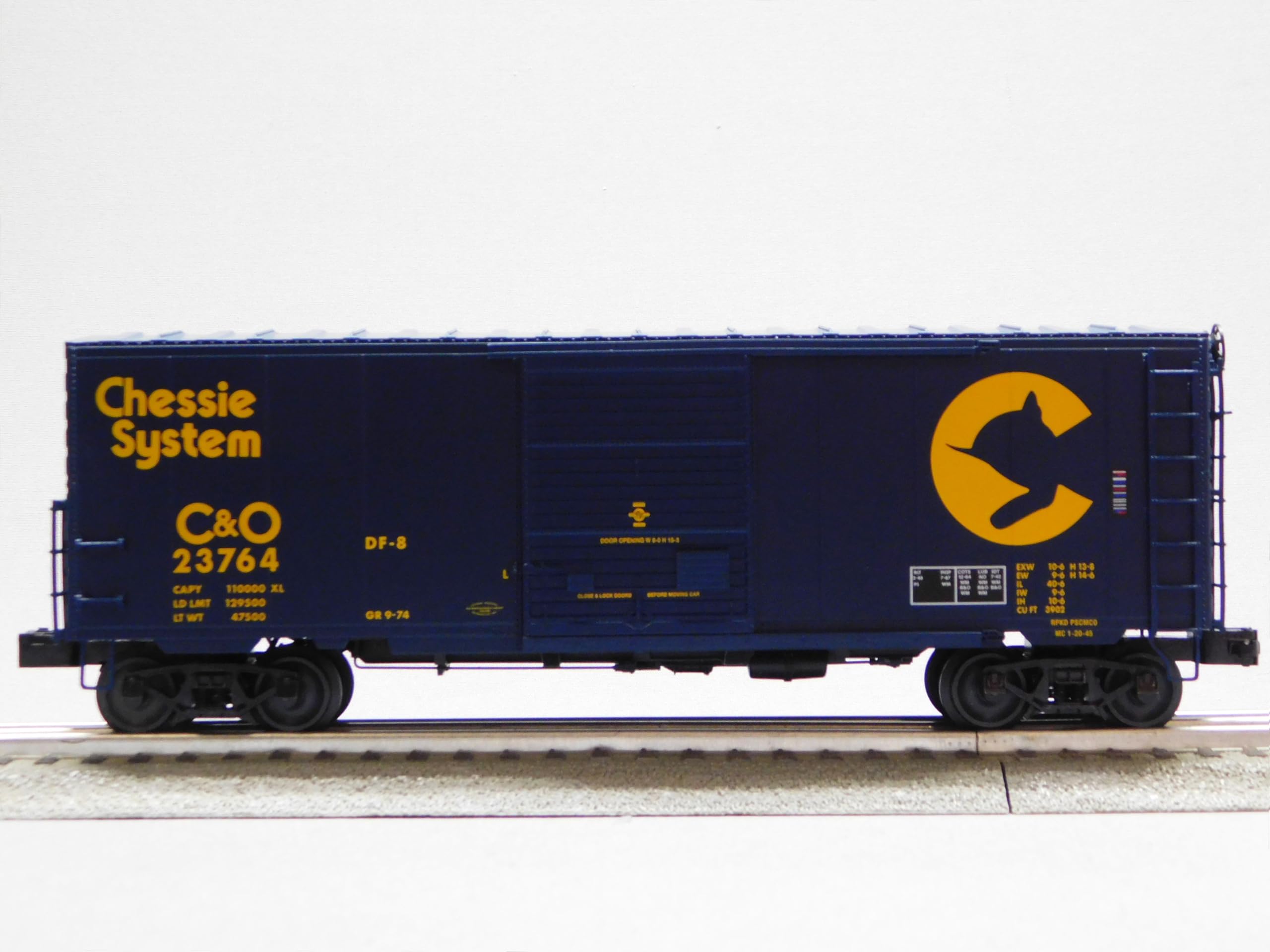 Lionel Chessie System FREIGHTSOUNDS PS-1 BOXCAR #23764 O Gauge 2426010