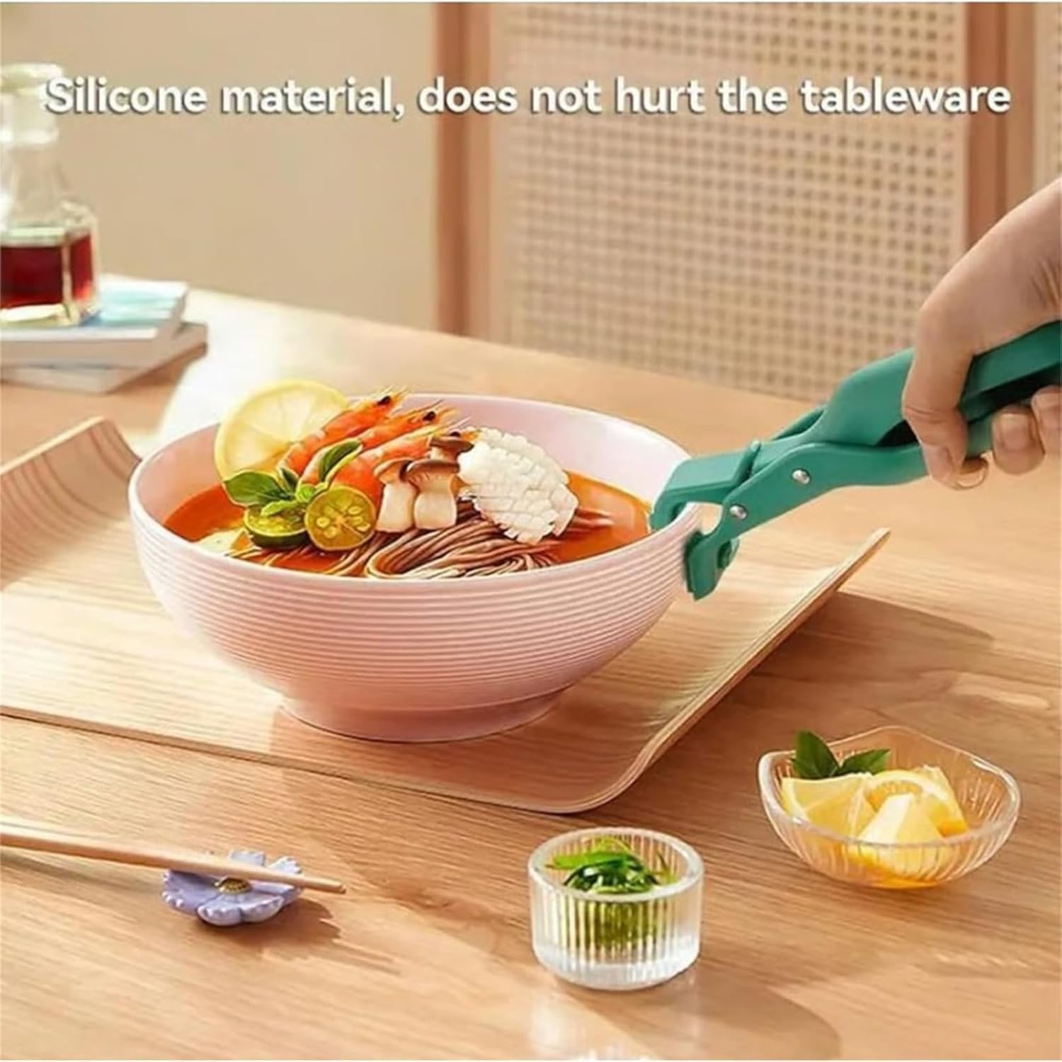 2/4PC Hot Plate Gripper Tongs, Anti-Scald Silicone Multi-Angle Gripper Clips, Non-Slip Kitchen Plate and Bowl Clamp for Safe Handling of Hot Plates and Bowls (2 pack)