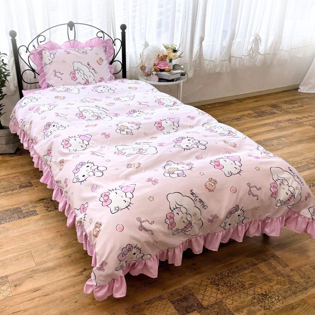 Amazon｜サンリオ(SANRIO) ハローキティ フリル 布団カバー 3点
