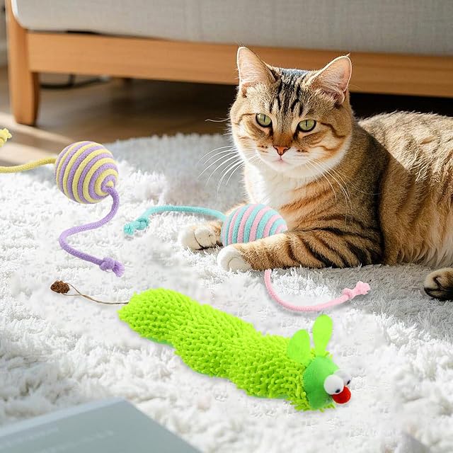 Foto 4 de 7 de QINGZY 3 Piezas Juguetes para Gatos Catnip, Juegos Gatos Pelotas Duradero, Pelota Interactiva para Gato