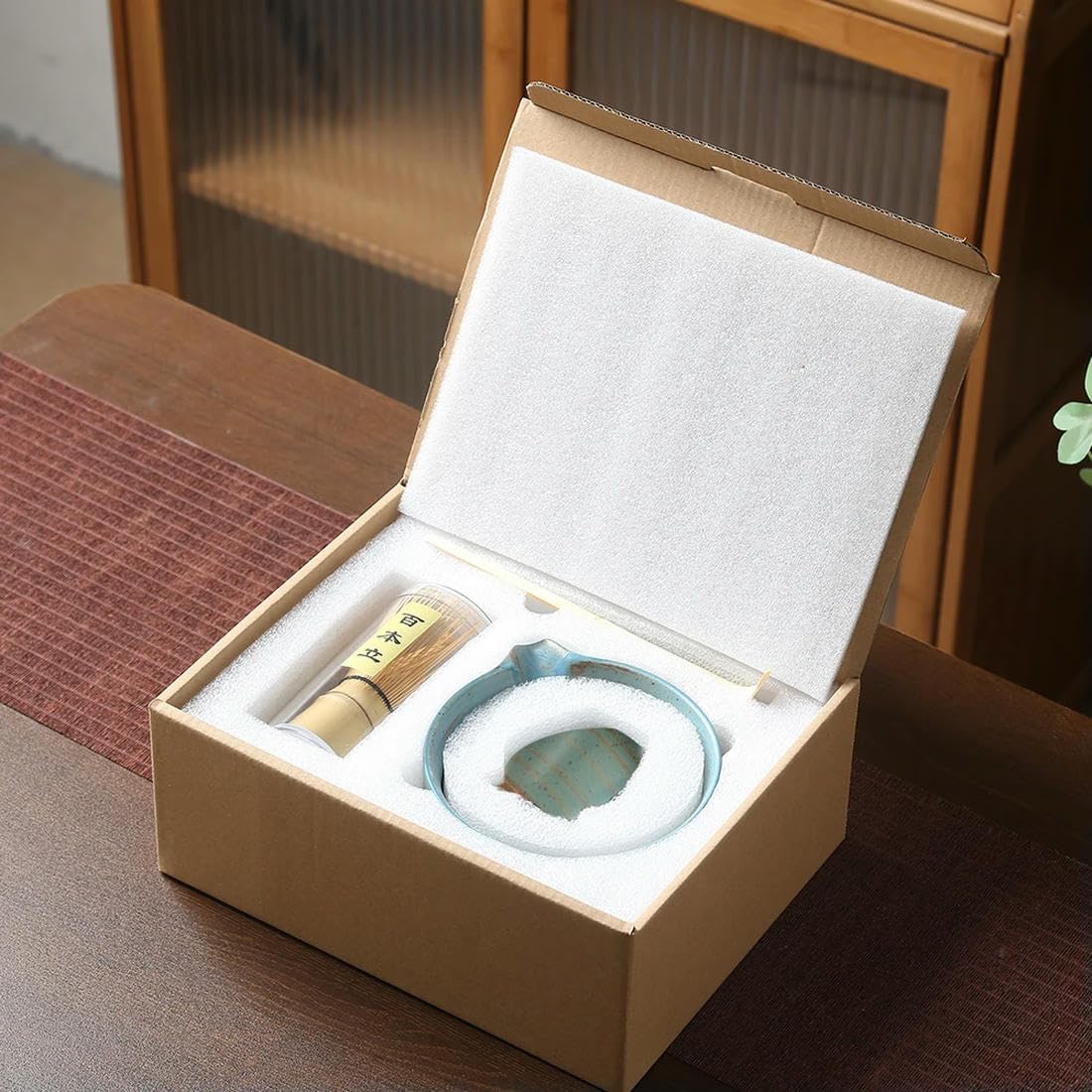 Matcha-Schneebesen-Set und Schüssel, Matcha-Zubereitungsset, Schneebesenschüssel mit Ausguss, Pulverstarter-Sieb, Keramik-Schneebesenhalter, Matcha-Tee-Set