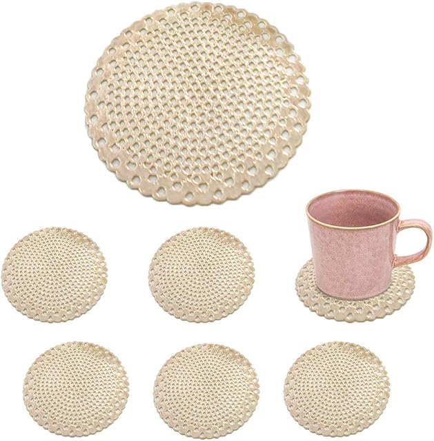 ASFINS Set of 6 Coasters, Hollowed-Out Round Coasters Non-Slip Drinks Coasters Novelty Cup Coaster, for Home and Kitchen Resistant Use, Hollowed-Out, Metallic Round (Gold, Style L, 10cm)