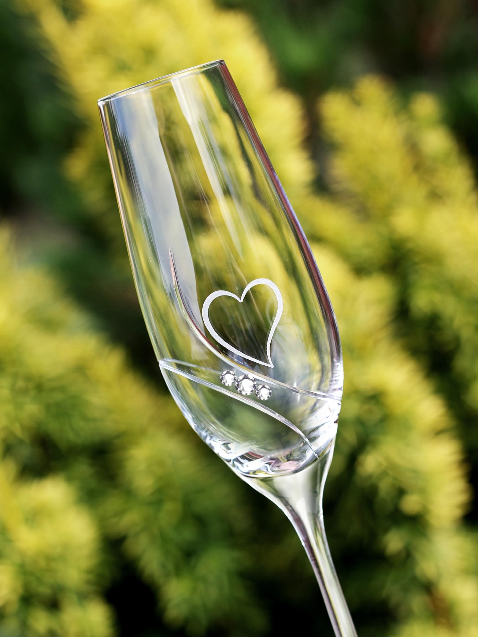 Champagnergläser mit Swarovski-Kristallen, Gravierte Herzen, Minimalistisches Design Hochzeitsgeschenke, Sektgläser Hochzeit, Sekt Gläser Set, Aperitifgläser für besondere Anlässe 1 Stck