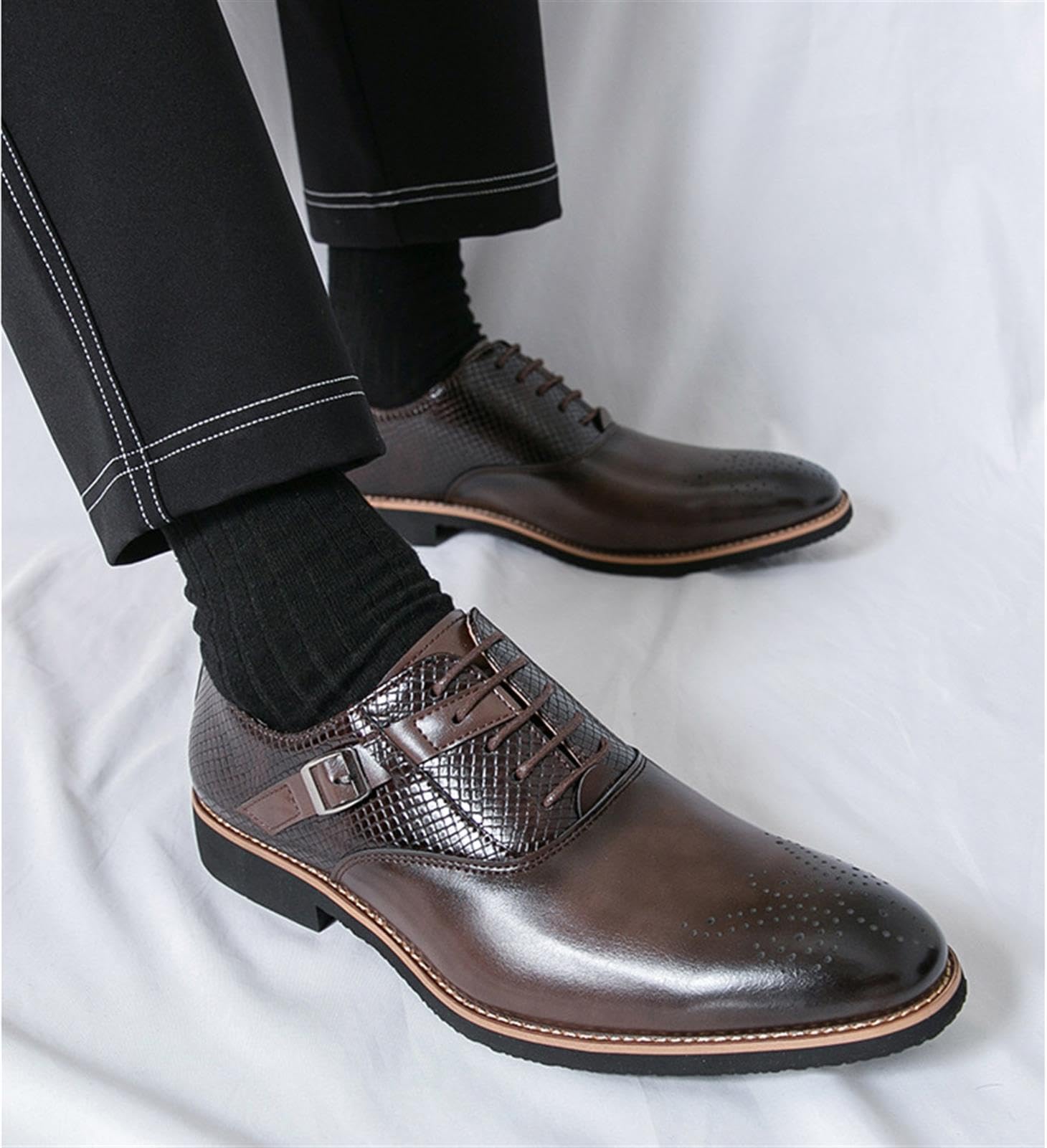 Scarpe Oxford da Uomo Eleganti Brogue Stringate Classiche Stampa Serpente Scarpe Formali Business Cerimonia con Fibbia