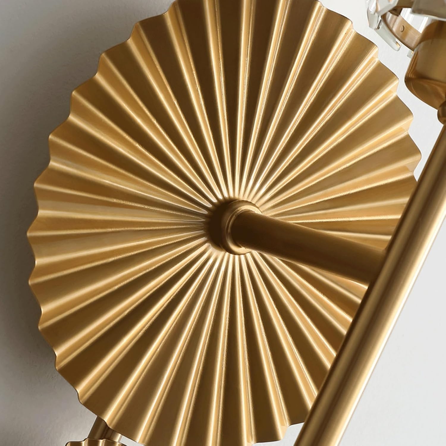 Modern Luxury Crystal Unique Wall Sconce Gold Metal Fan Shape Design Clear Crystal Shade for Living Room Dining Room Bedroom Study Hallway Entryway Hotel Kitchen Background Wall Decor
