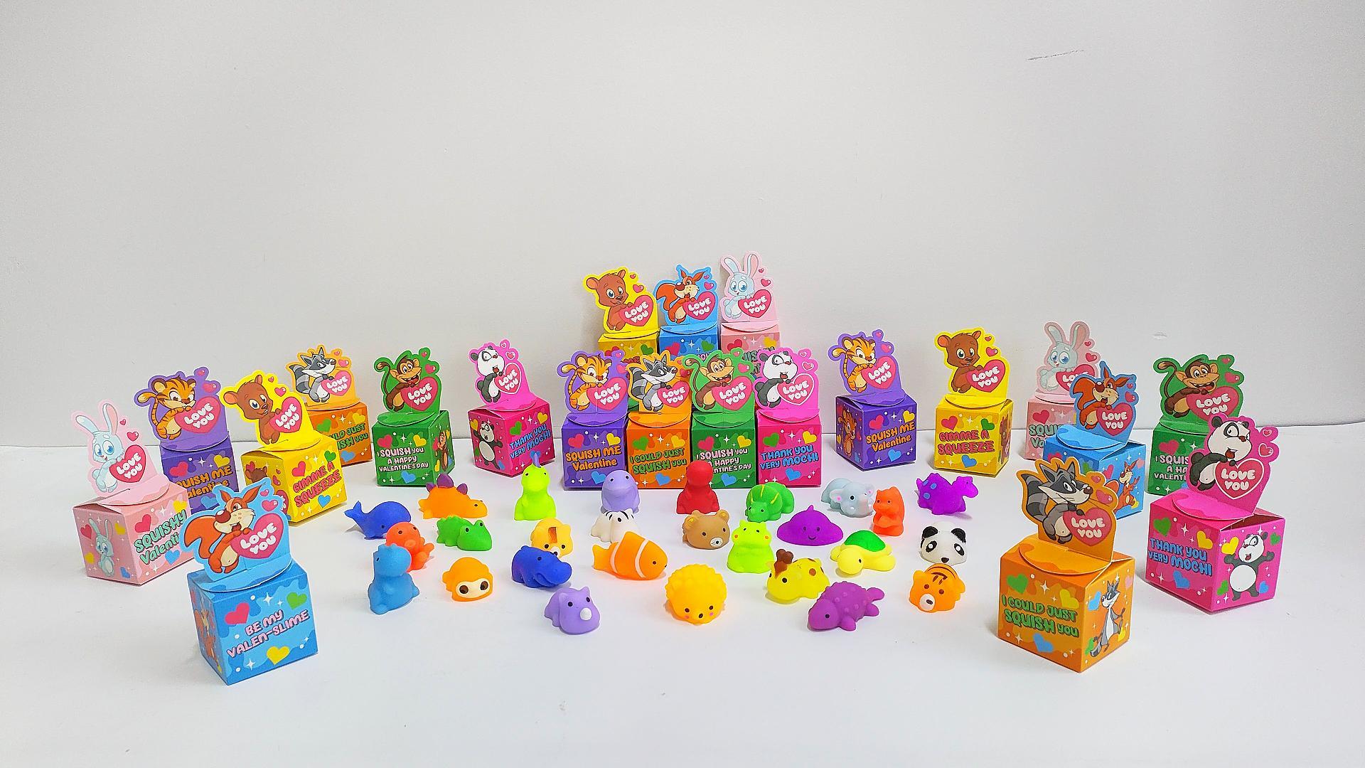 Amazon.com: SURCVIO 28 Pack Valentines Day Gifts for Kids, Mochi