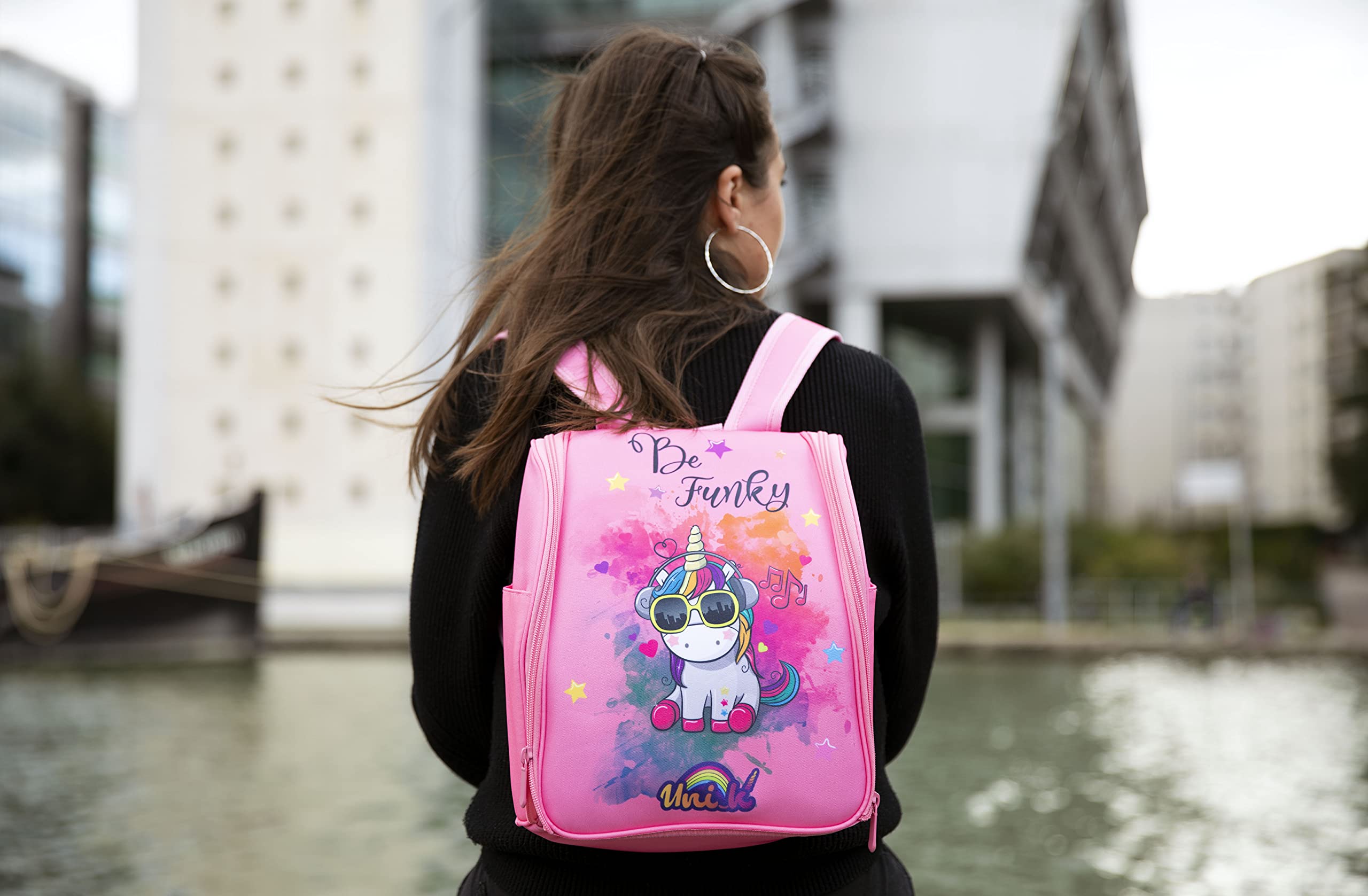 Konix Unik Sac à Dos de Protection et Transport Nintendo Switch, Switch Lite et Switch OLED - Rangement Console, Jeux et Accessoires - Motif Be Funky
