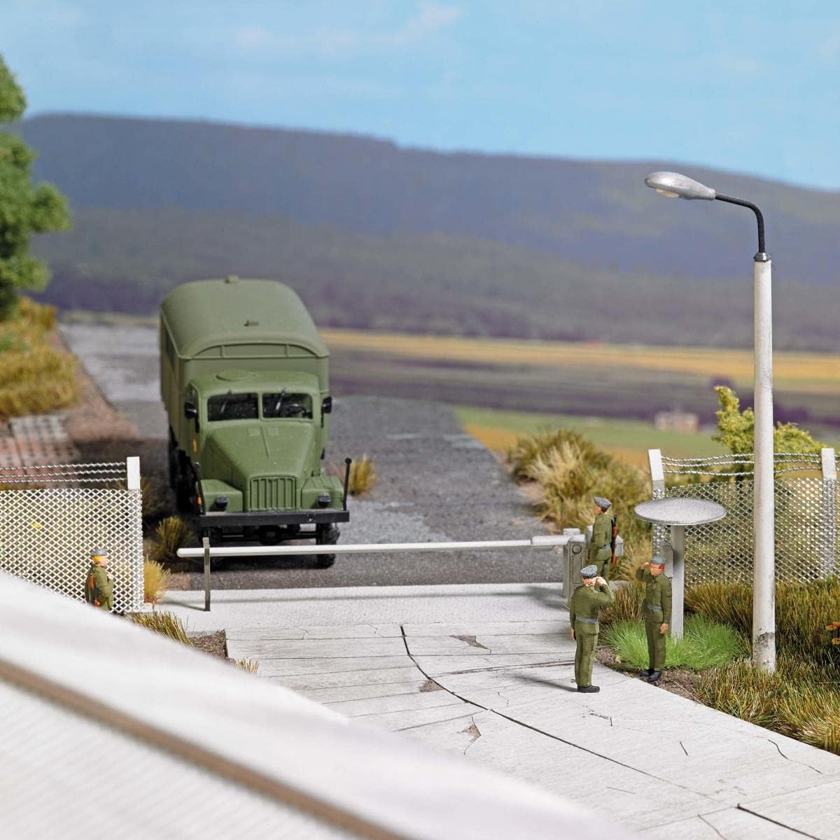 Busch 1931 Military Checkpoint KPD Kit