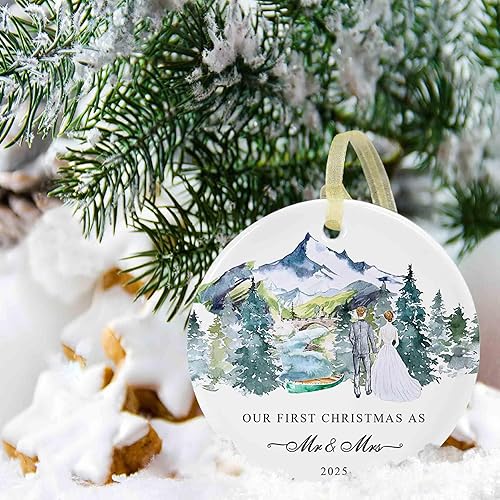 Miniatura 9 de Nuestro primer adorno de Navidad 2023, adornos de cerámica Just Married como Mr and Mrs, colgante de Navidad para el primer año para parejas,