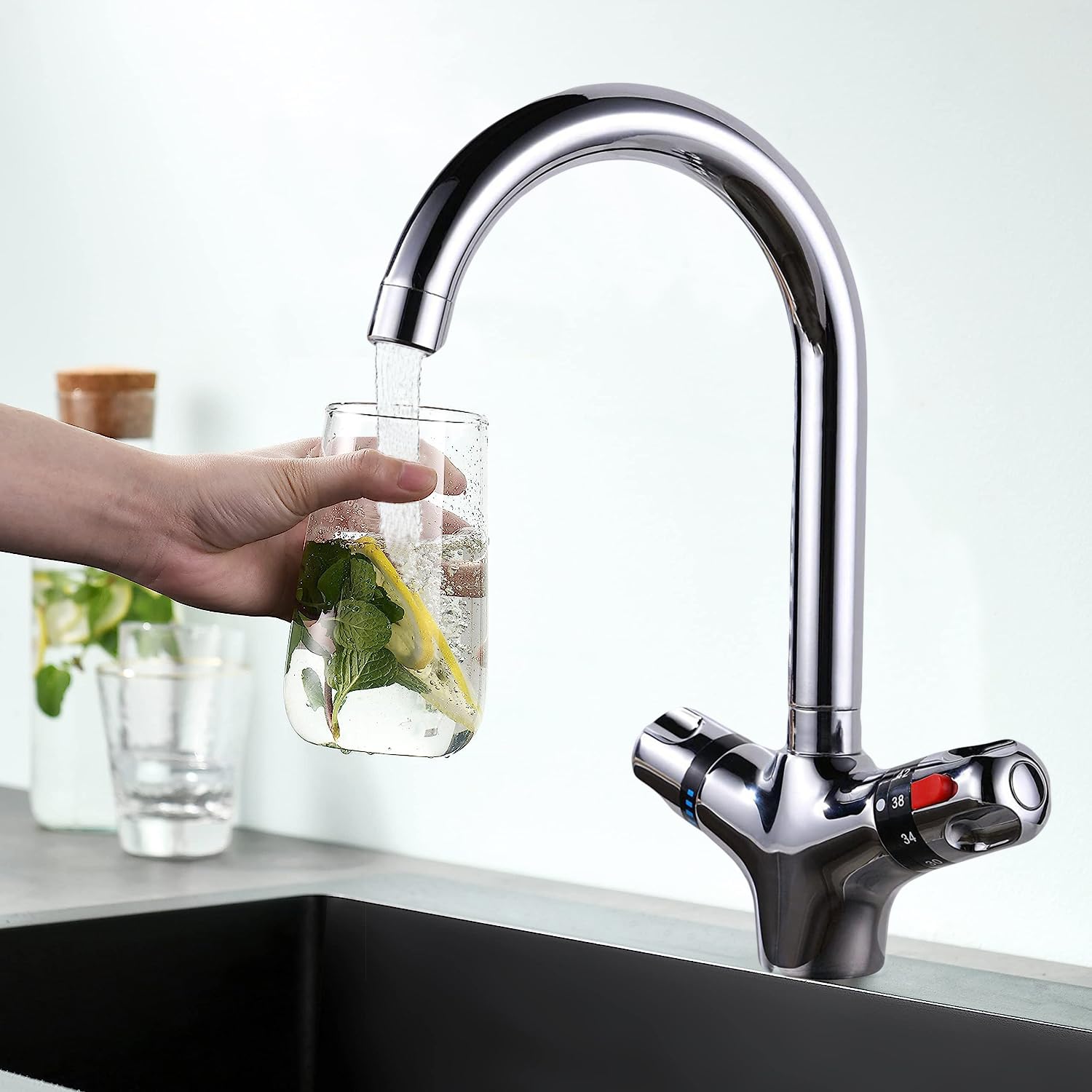 Robinet de cuisine thermostatique mitigeur laiton bec haut évier
