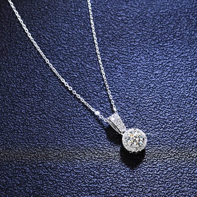 Collier moissanite anti-ternissement en argent 925, l'éclat durable d'une pierre de 1 carat
