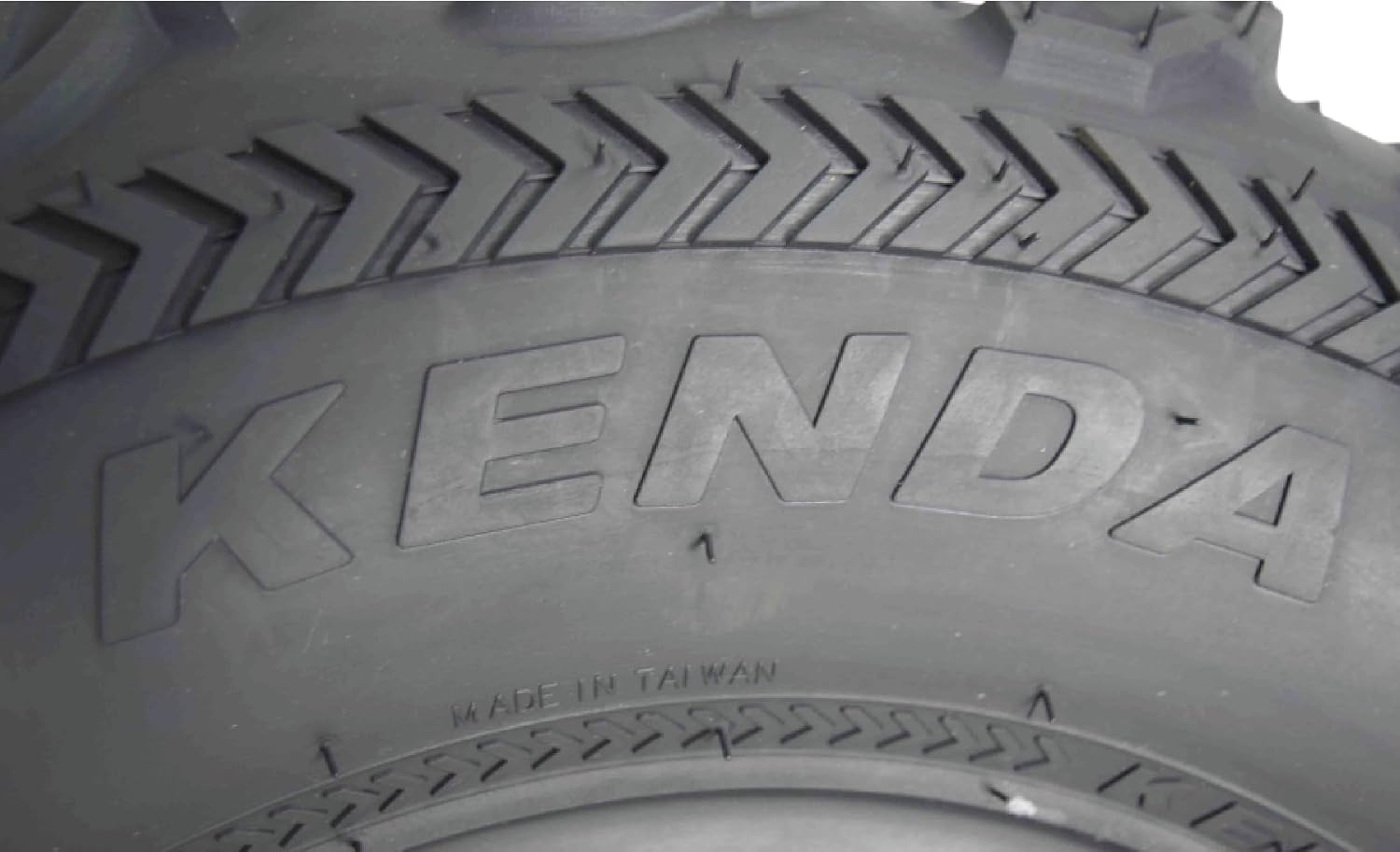 Kenda Bearclaw EX K573-24x10-11 Rear Tire for All Terrain (ATV), UTV, and Side by Side (SxS) Vehicles - 6-Ply - Bear Claw EX 24x10x11