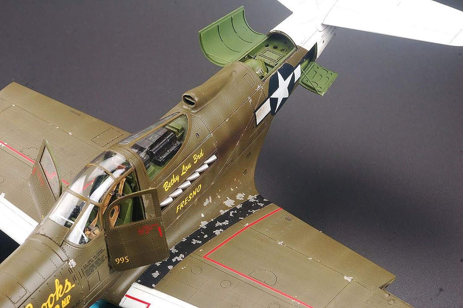 Kitty Hawk model - Modell Flugzeug P-39n/q Airacobra Kittyhawk Model 32013 1/32. Modellbau Panzer Promo