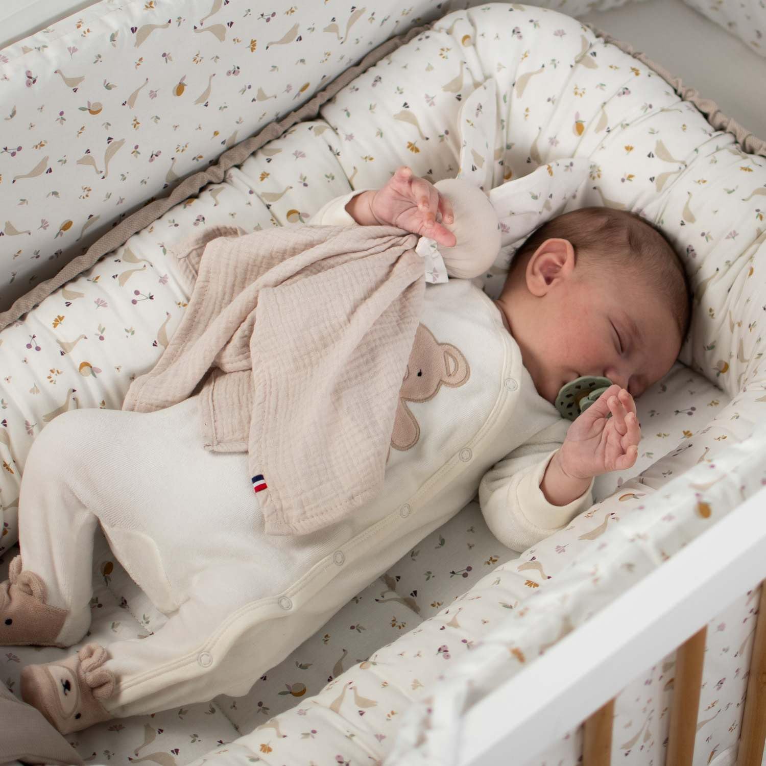 SEVIRA KIDS - Cocon bébé matelassé nid réducteur de lit, Sidonia - De 0 à 9 mois Made in France De 0 à 9 mois