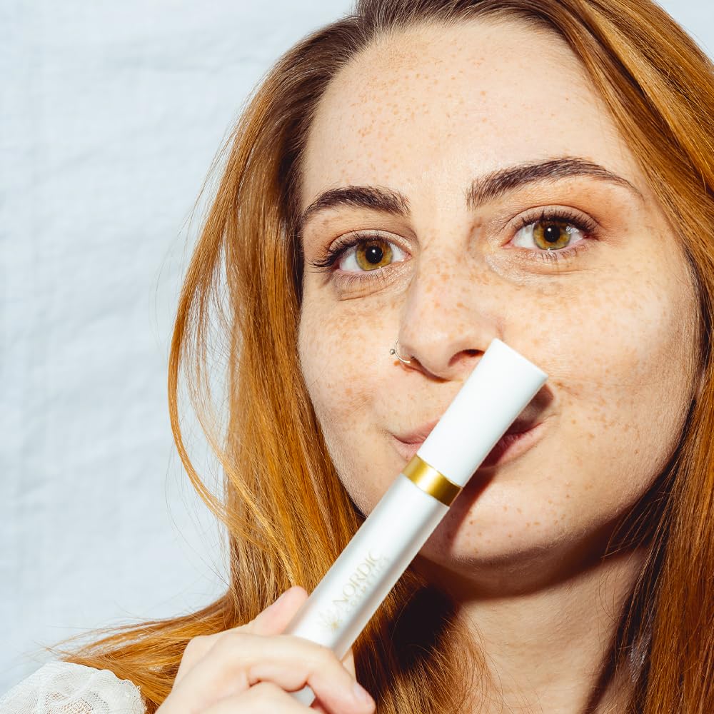 Wimpernserum mit Vitamin F 5ml – Dermatologisch getestet mit Bestnote „SEHR GUT“ – Kosmetik Made in EU – Serum für Lange Wimpern - Tierversuchsfrei – Nordic Cosmetic® Serum