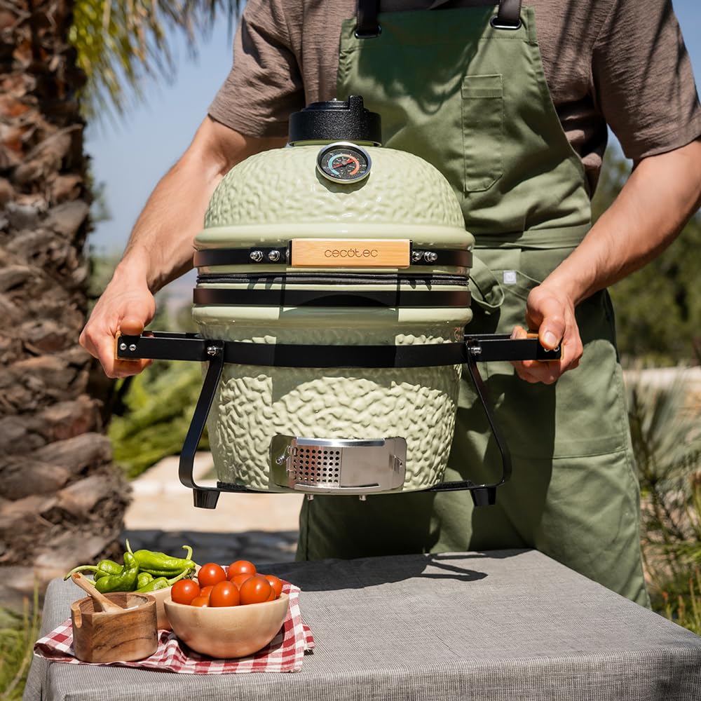 Cecotec Kamado Barbacoa de Carbón Cerámica Ø 32cm DragonFire 3200. Asa, Ahuma, Hornea y Guisa, Resistente a 1000ºC, Diámetro 32cm, Soporte Hierro Fundido, Cámara Hermética, Ruedas, Termómetro