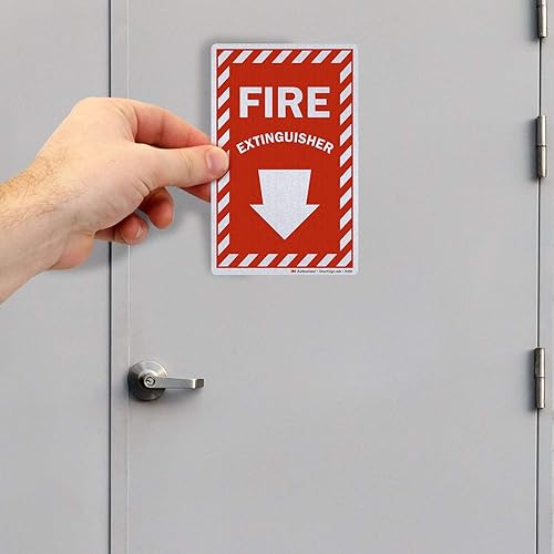 Miniatura 4 de SmartSign Etiqueta para extintor de incendios con flecha hacia abajo  4 x 6 pulgadas 3M reflectante de grado de ingeniero, paquete de 3
