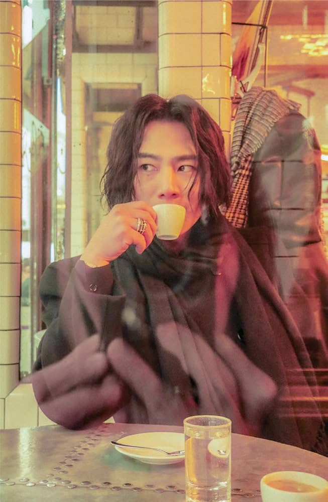 Amazon.co.jp: ØMIフォトエッセイ『LAST SCENE』特別限定版