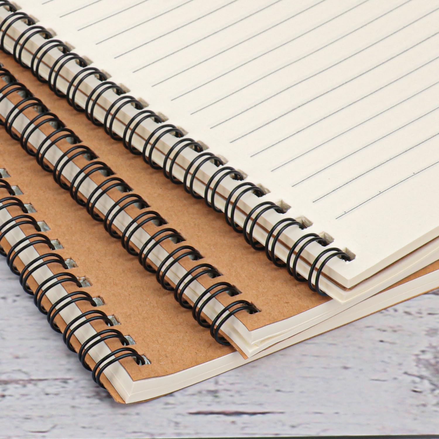 IHDYPPEW Paquete de 20 cuadernos de espiral color marrón, cuadernos A5, cuadernos medianos versátiles para el trabajo, estudio y regalos, suministros de oficina, escuela (60 hojas, 120 páginas)