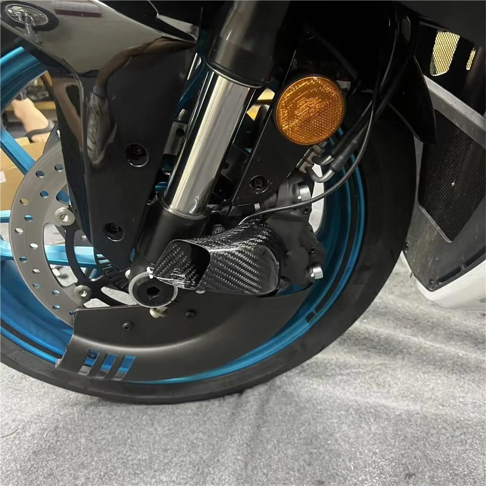 Ajuste para CF MOTO 675SR/675NK, accesorios para motocicleta, pinza delantera, cubierta de radiador, conducto de aire, instalación de refrigeración de frenos Enfriador de pinza de freno(FOR 675NK A)