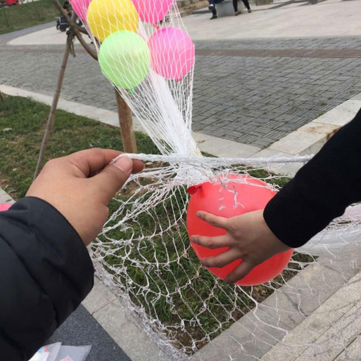 Ciieeo Großes Weißes Ballonnetz aus Kunststoff Wiederverwendbar und Bequem zu Bedienen für Kommerzielle Events und Partyfeiern Hält bis 1000 Ballons Sicher